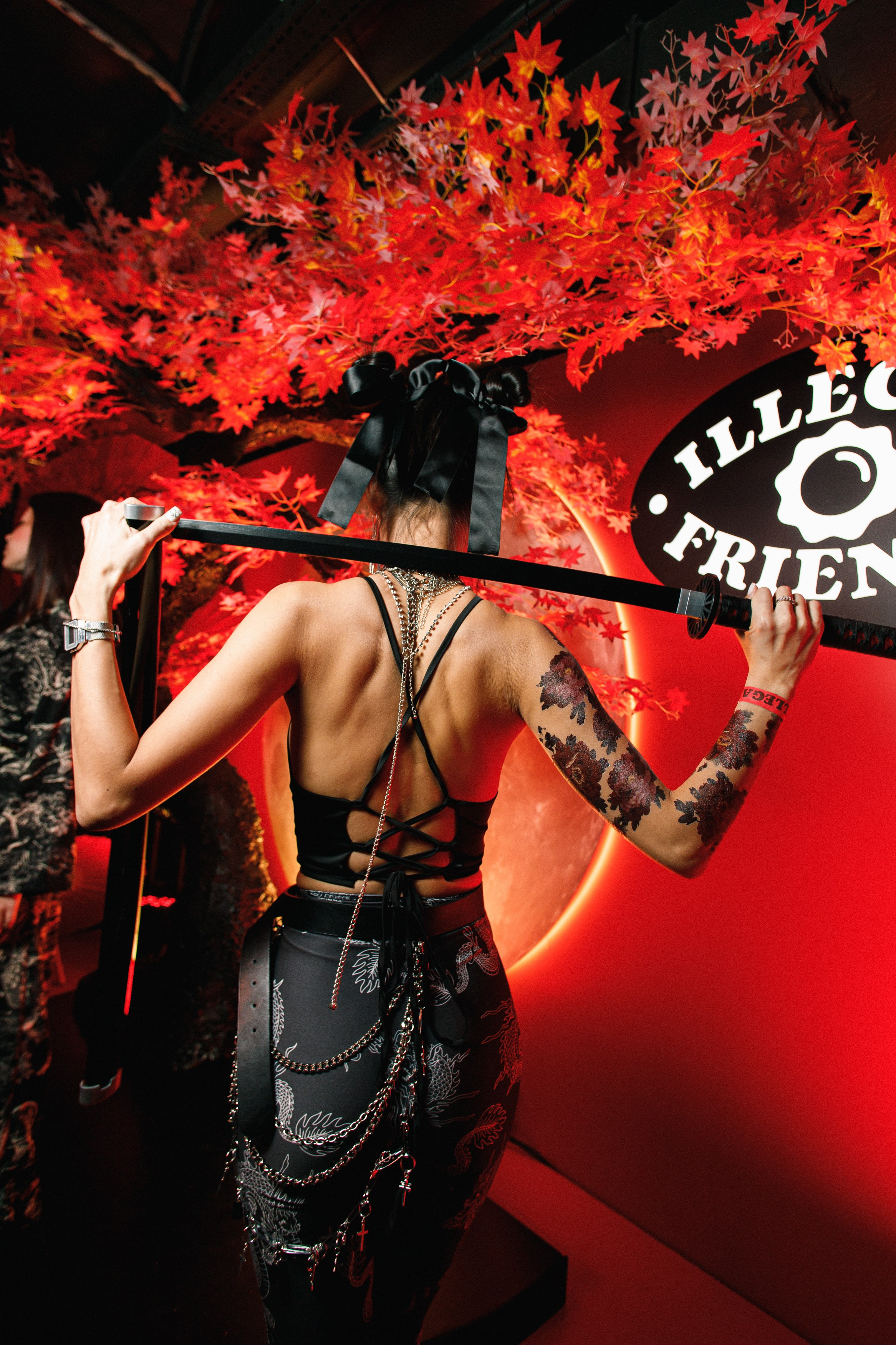 ILLEGAL FRIENDS | ASIA. СВОИ. ФОТООТЧЕТЫ-СОБЫТИЯ-МЕСТА