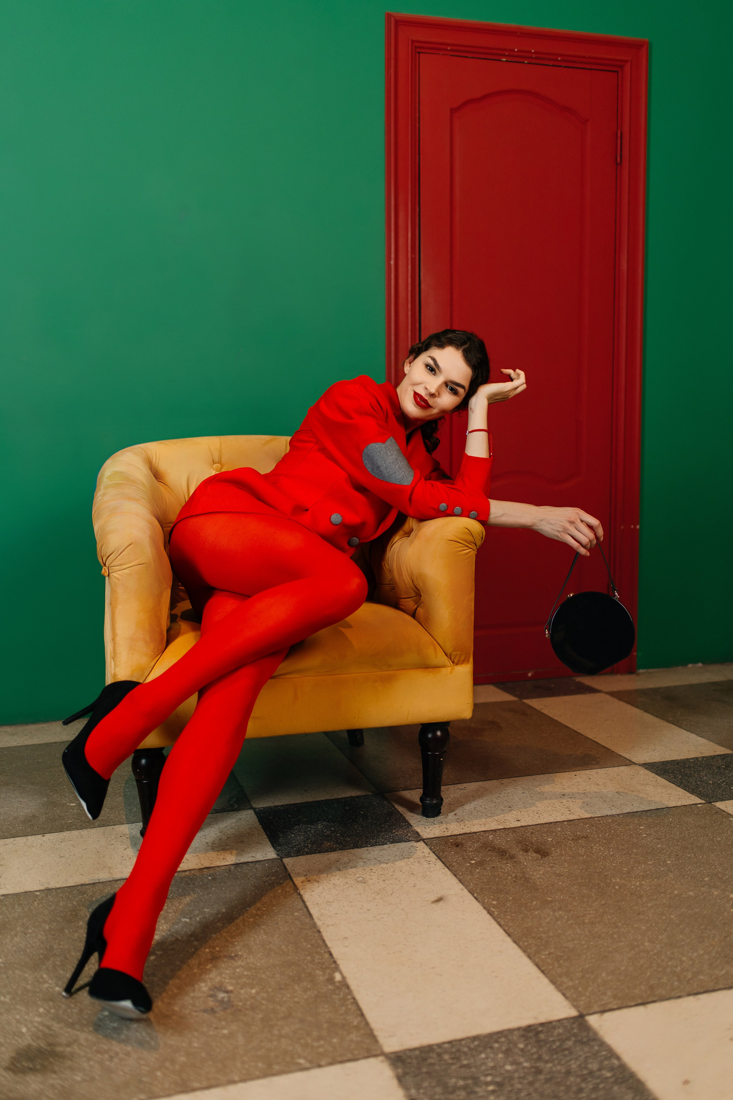 «Красные двери в мир веселья». Фотограф в Москве/Зарайске Шахова Марина