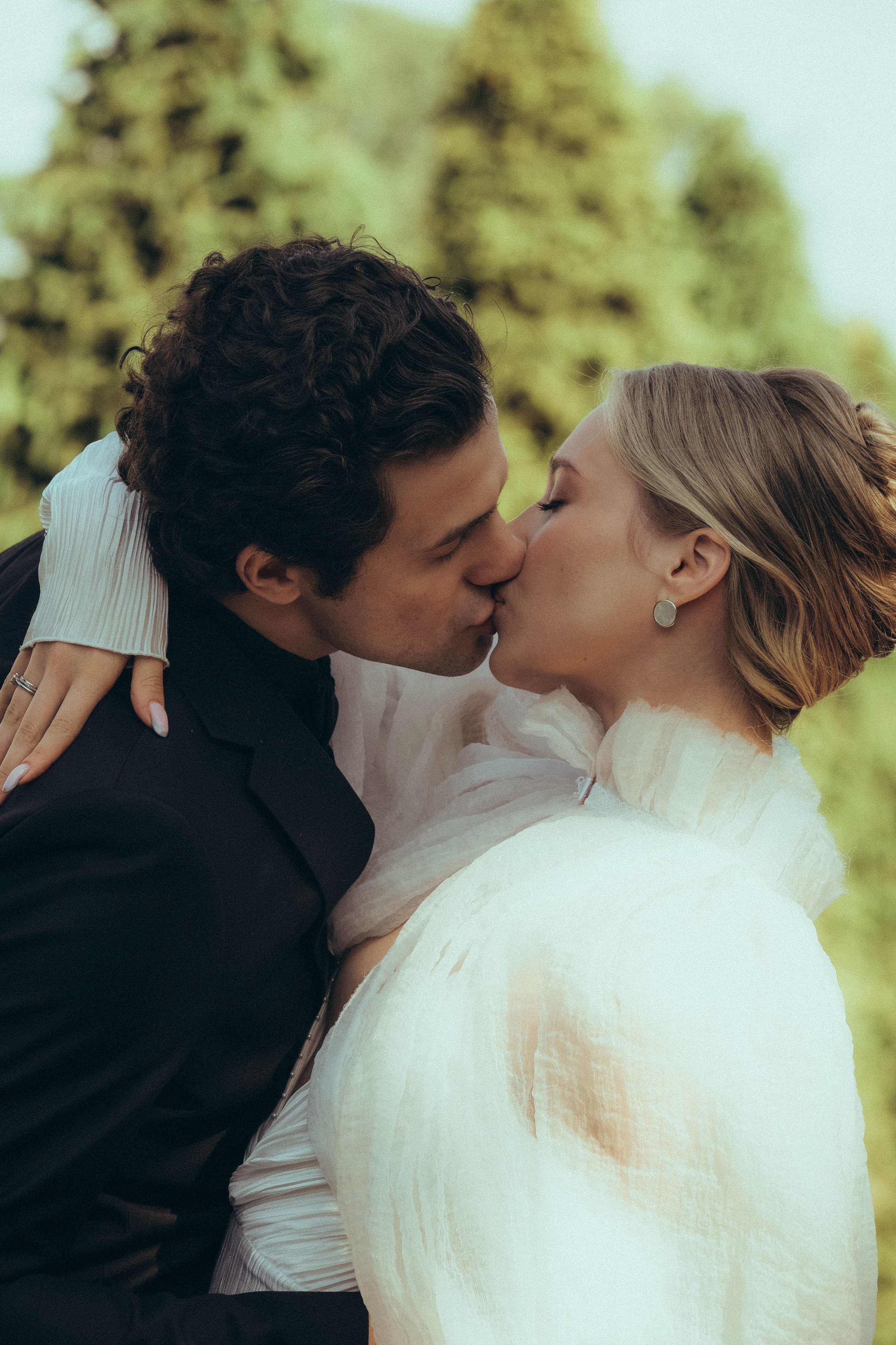 СВАДЕБНАЯ СЬЕМКА В ПАРКЕ ОРАНИЕНБАУМ. Профессиональный фотограф, Санкт-Петербург — Виктория Богомолова
