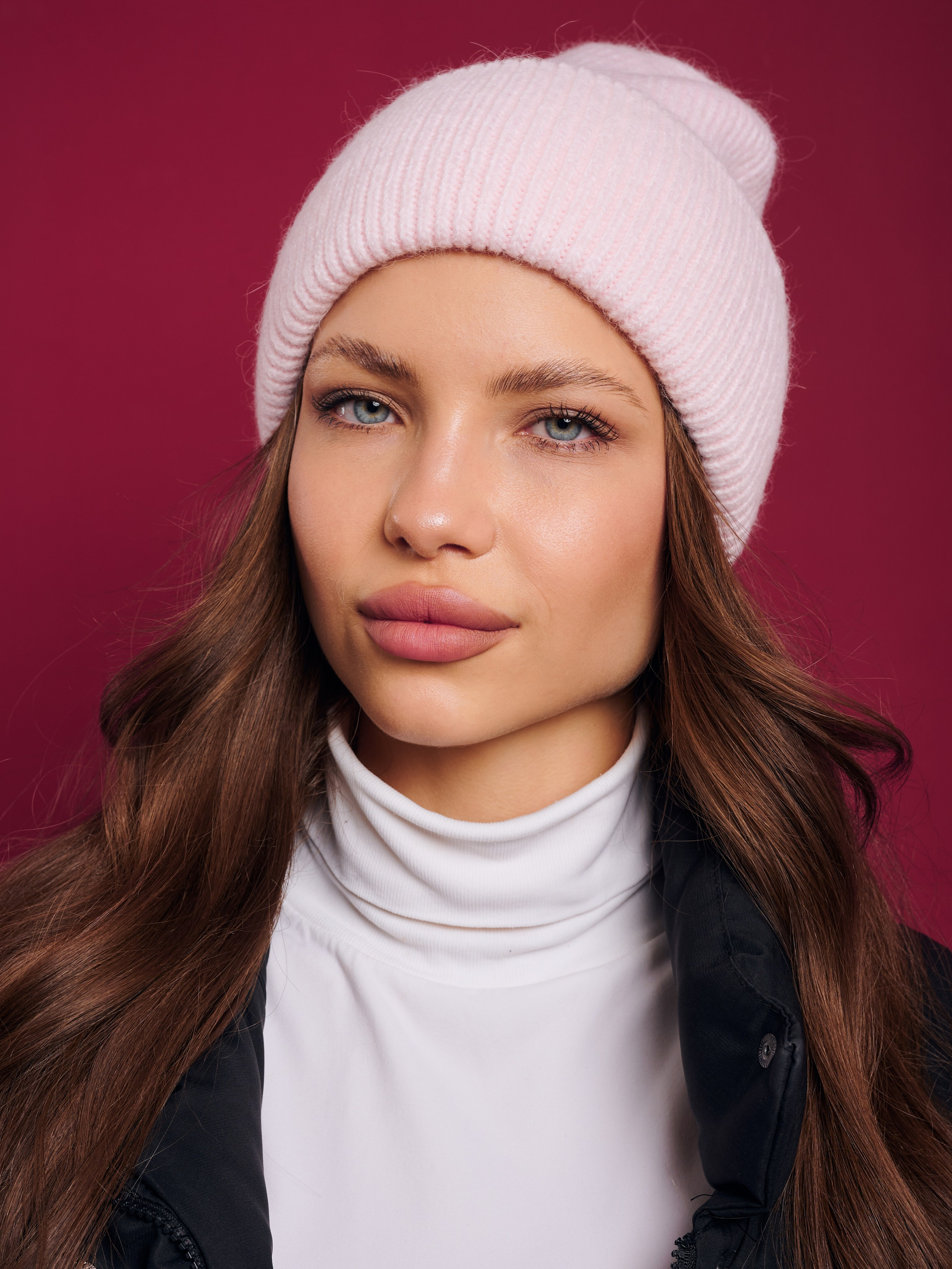 Шапки для WB. Коммерческий фотограф из Уфы Яна Шакирова
