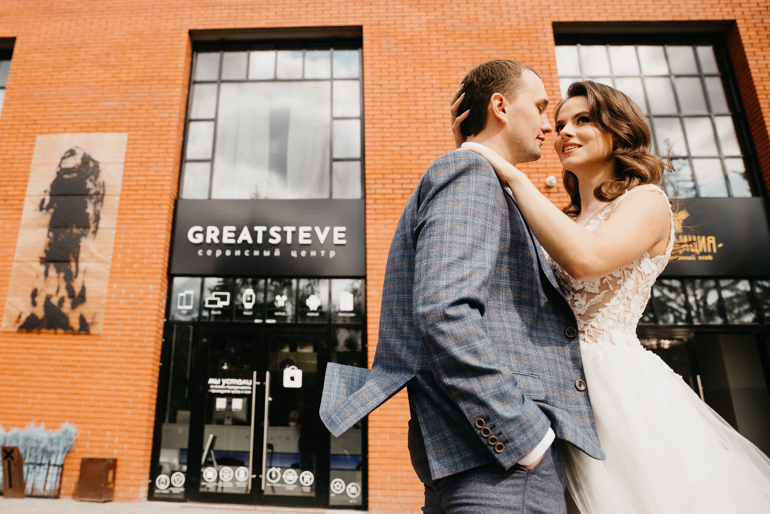 Фотопрогулка на свадьбе в городе. Свадебный фотограф Калуга Москва Диана Румянцева