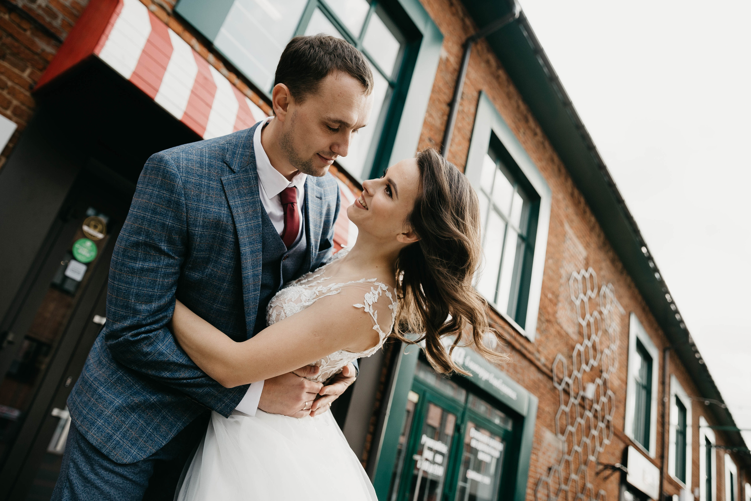 Фотопрогулка на свадьбе в городе. Свадебный фотограф Калуга Москва Диана Румянцева