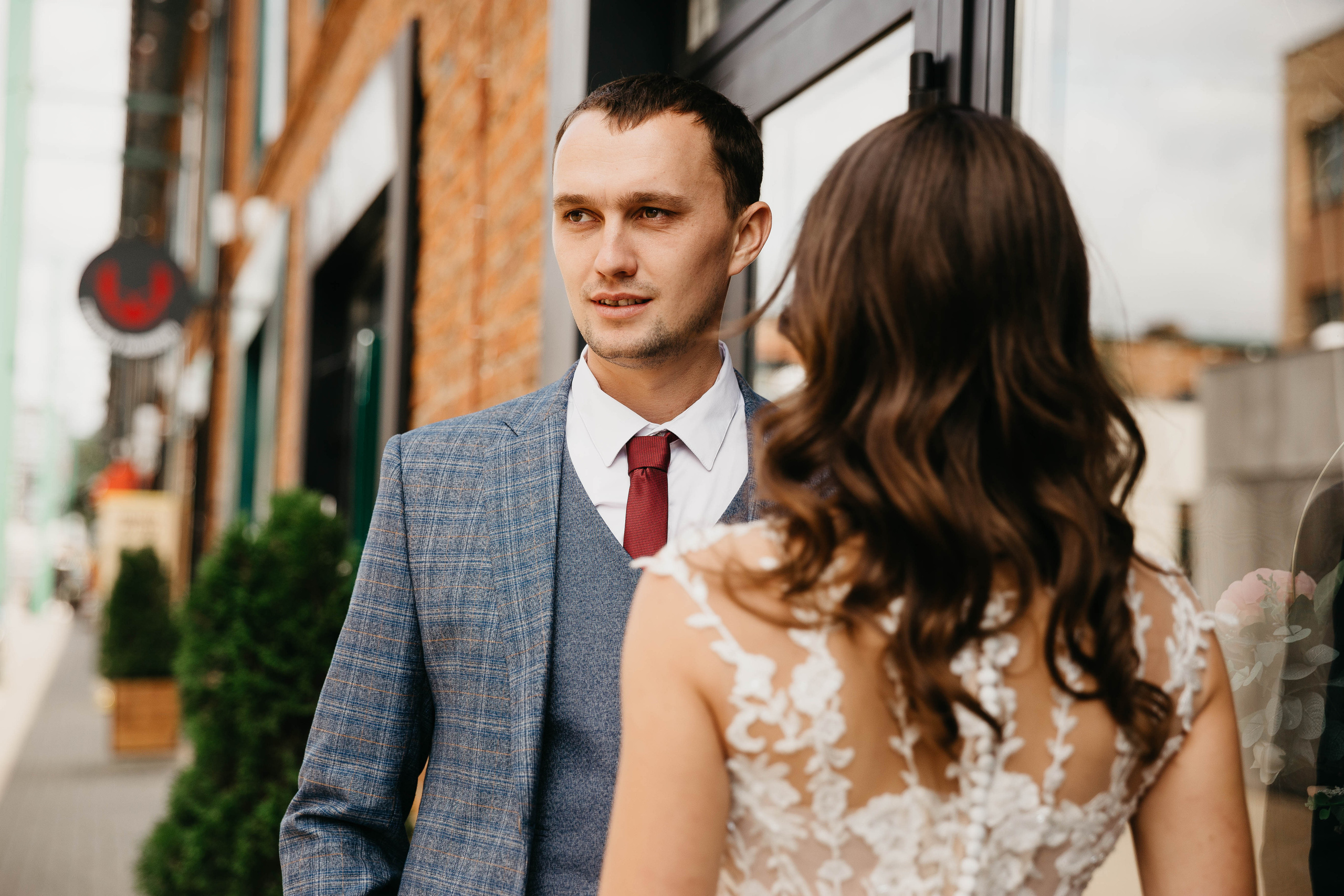 Фотопрогулка на свадьбе в городе. Свадебный фотограф Калуга Москва Диана Румянцева