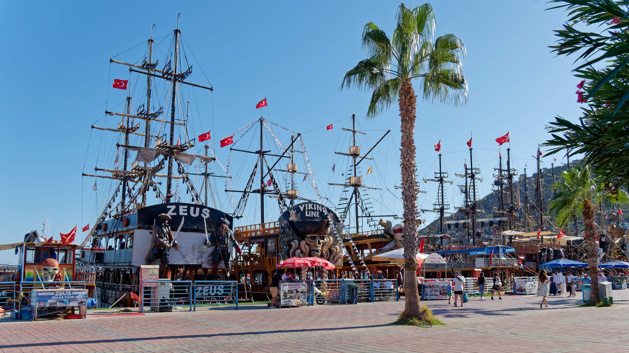 Алания 2025, порт и парк. Избранные фотографии