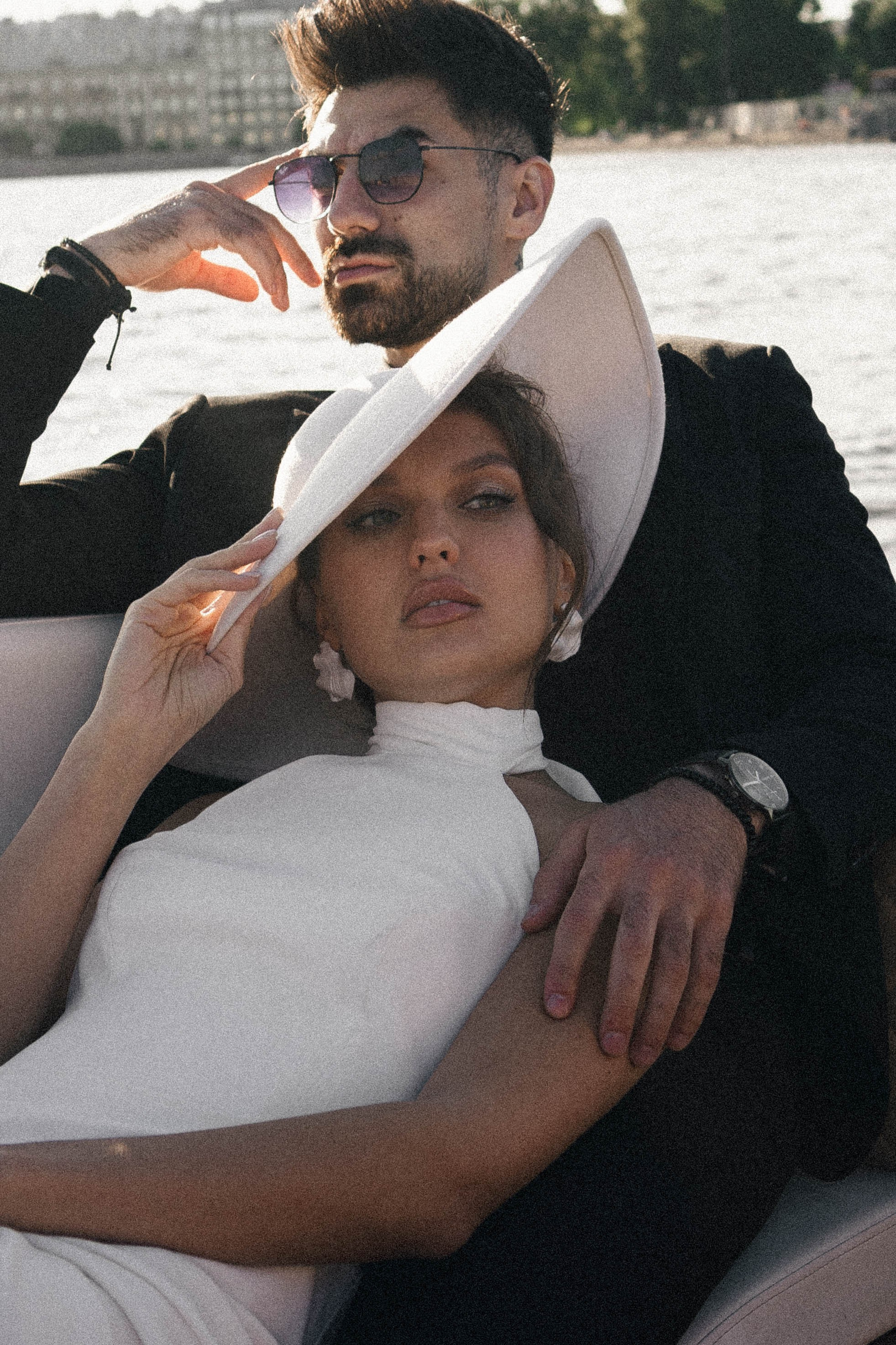 СВАДЕНБНАЯ СЬЕМКА НА КАТЕРЕ ПО КАНАЛАМ САНКТ-ПЕТЕРБУРГА И В АКВАТОРИИ НЕВЫ. Профессиональный фотограф, Санкт-Петербург — Виктория Богомолова