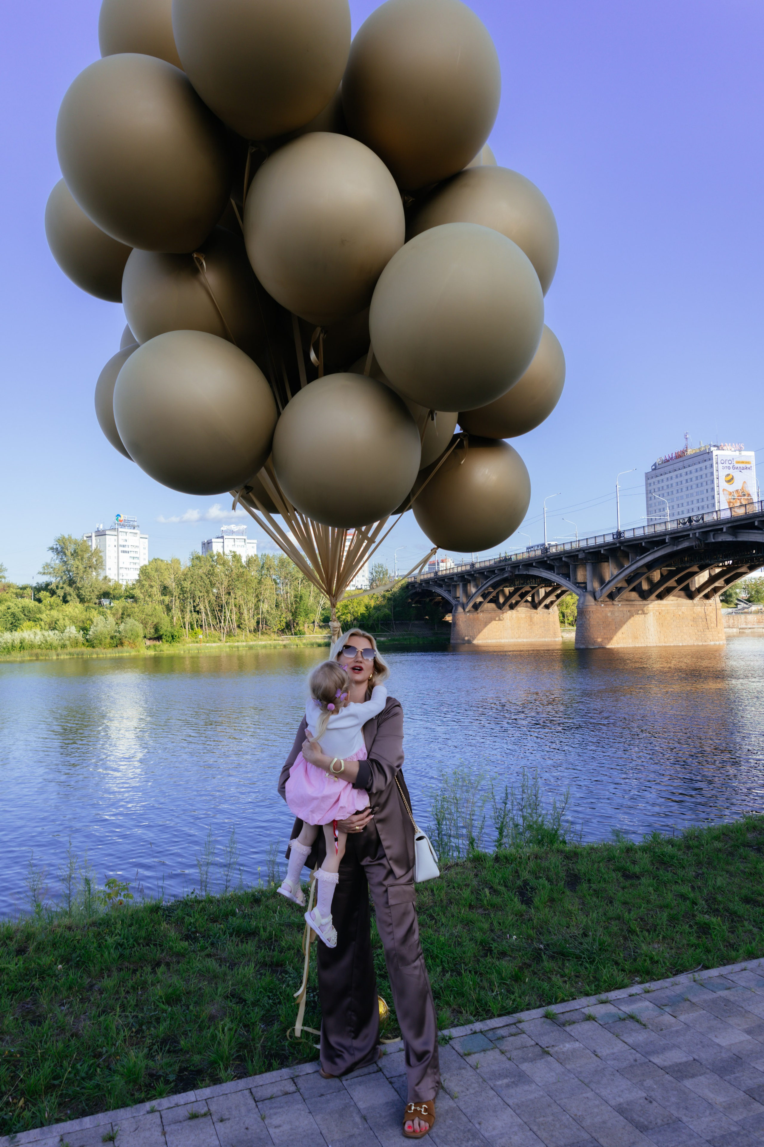 БИЗНЕС-ПИКНИК 2025. Фотограф Красноярск съемки лавстори, фотосессия в студии, портретная съемка, творческие фотосессии