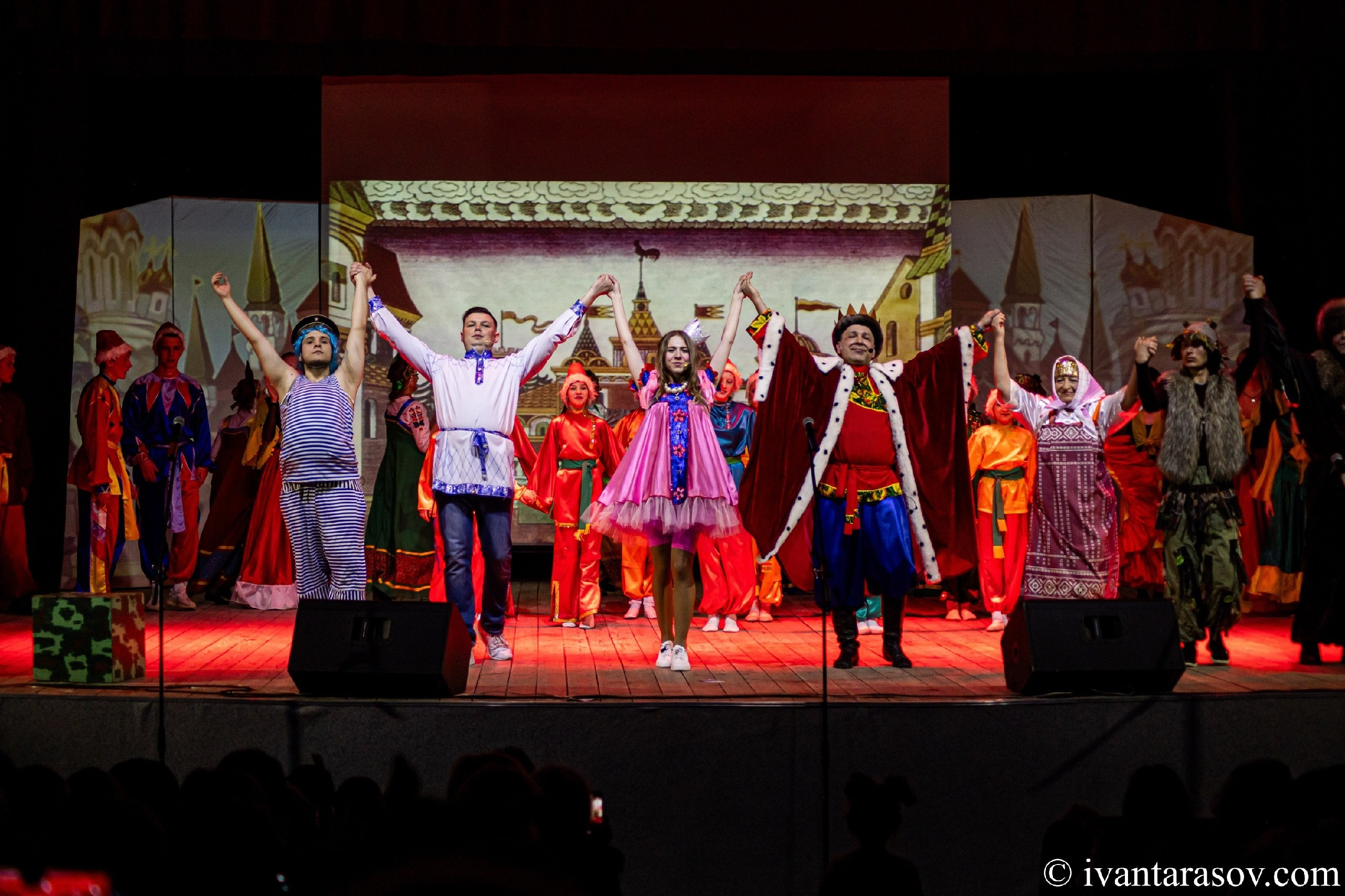 Народная самодеятельность «Музыкальная сказка Летучий корабль»