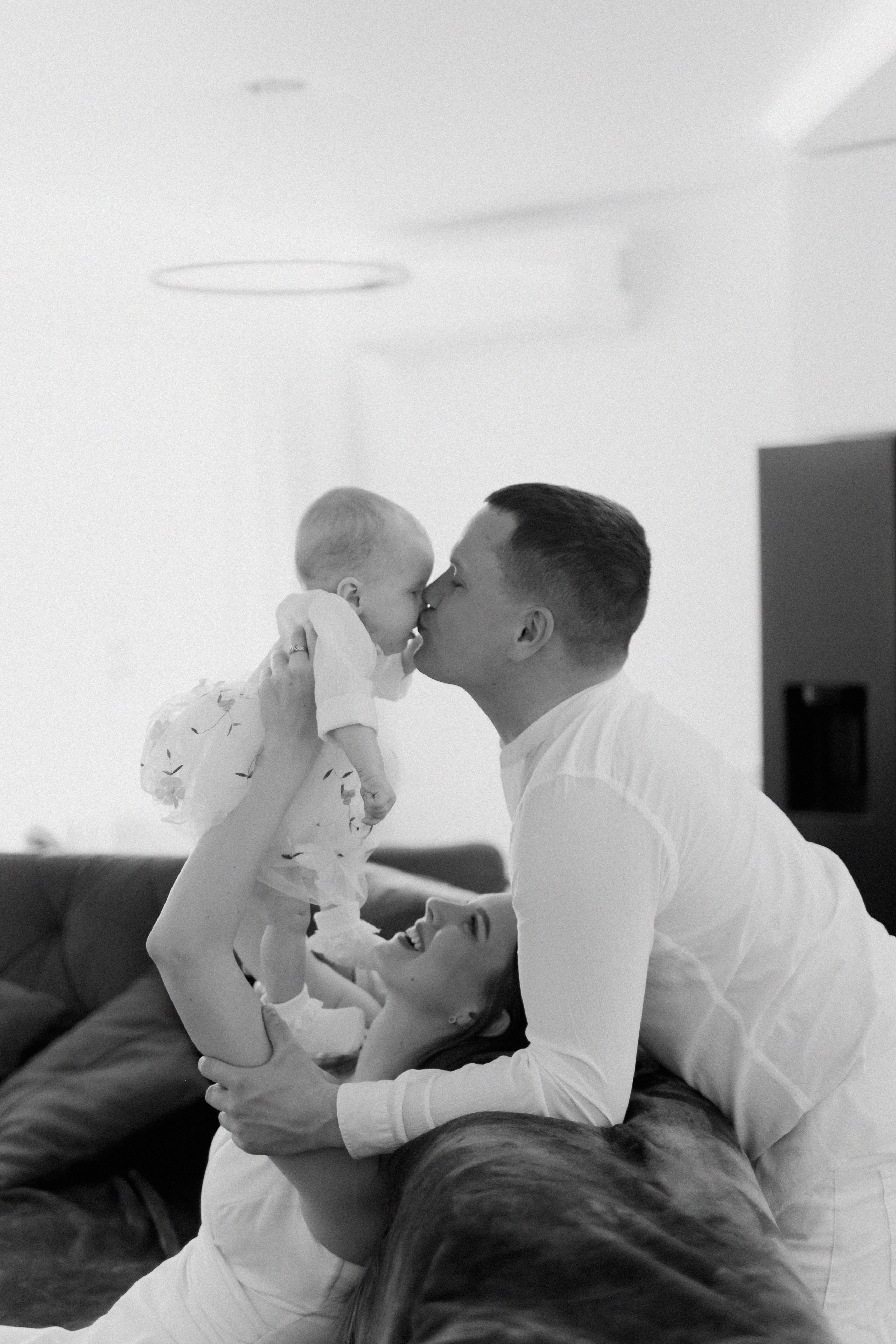 Домашняя фотосессия Даша + Ваня + Маша. Свадебный и семейный фотограф г. Волгоград Биленко Ангелина