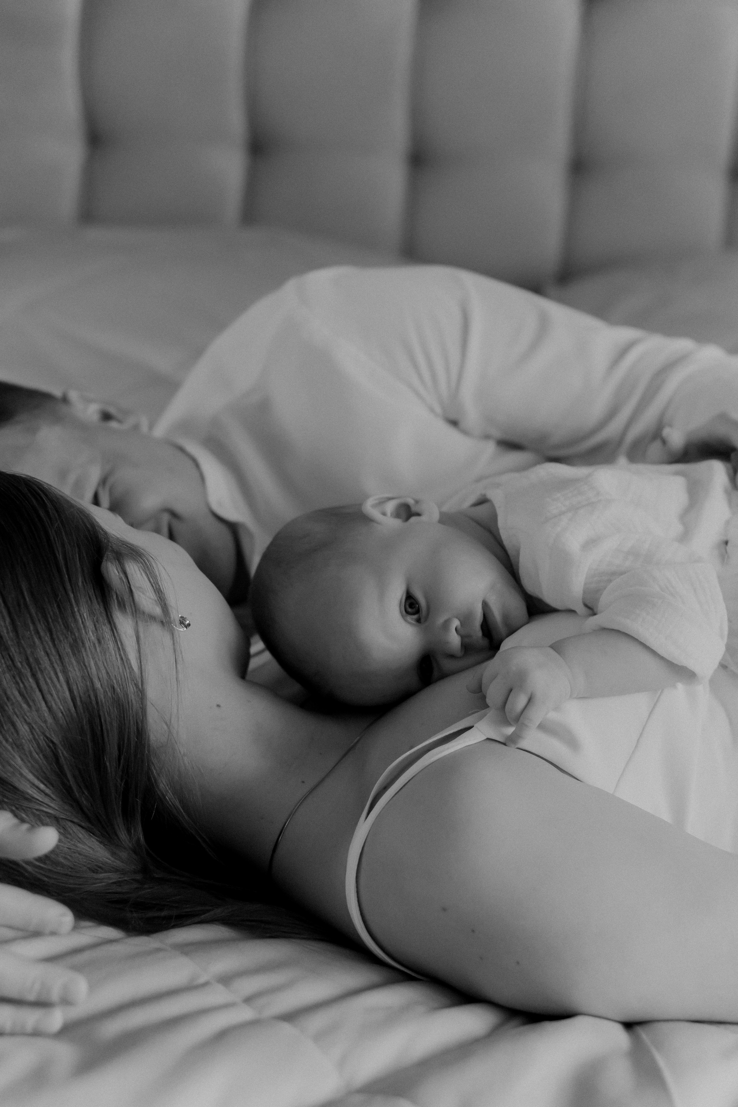 Домашняя фотосессия Даша + Ваня + Маша. Свадебный и семейный фотограф г. Волгоград Биленко Ангелина