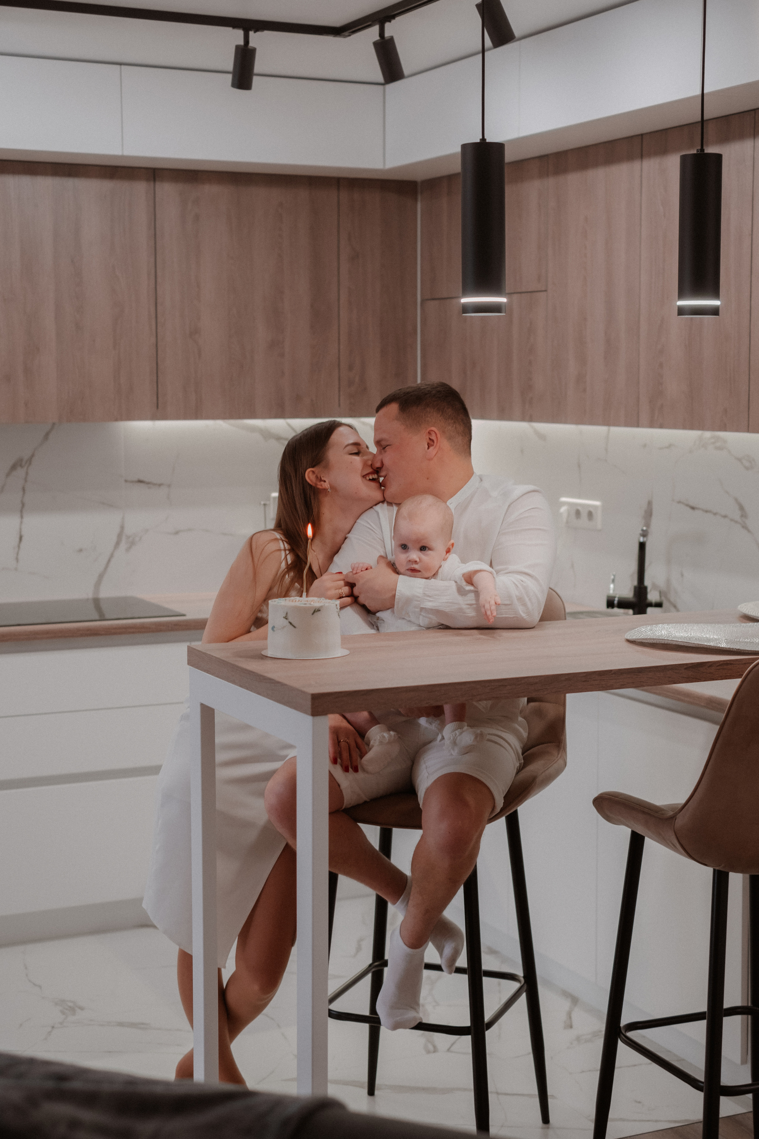 Домашняя фотосессия Даша + Ваня + Маша. Свадебный и семейный фотограф г. Волгоград Биленко Ангелина