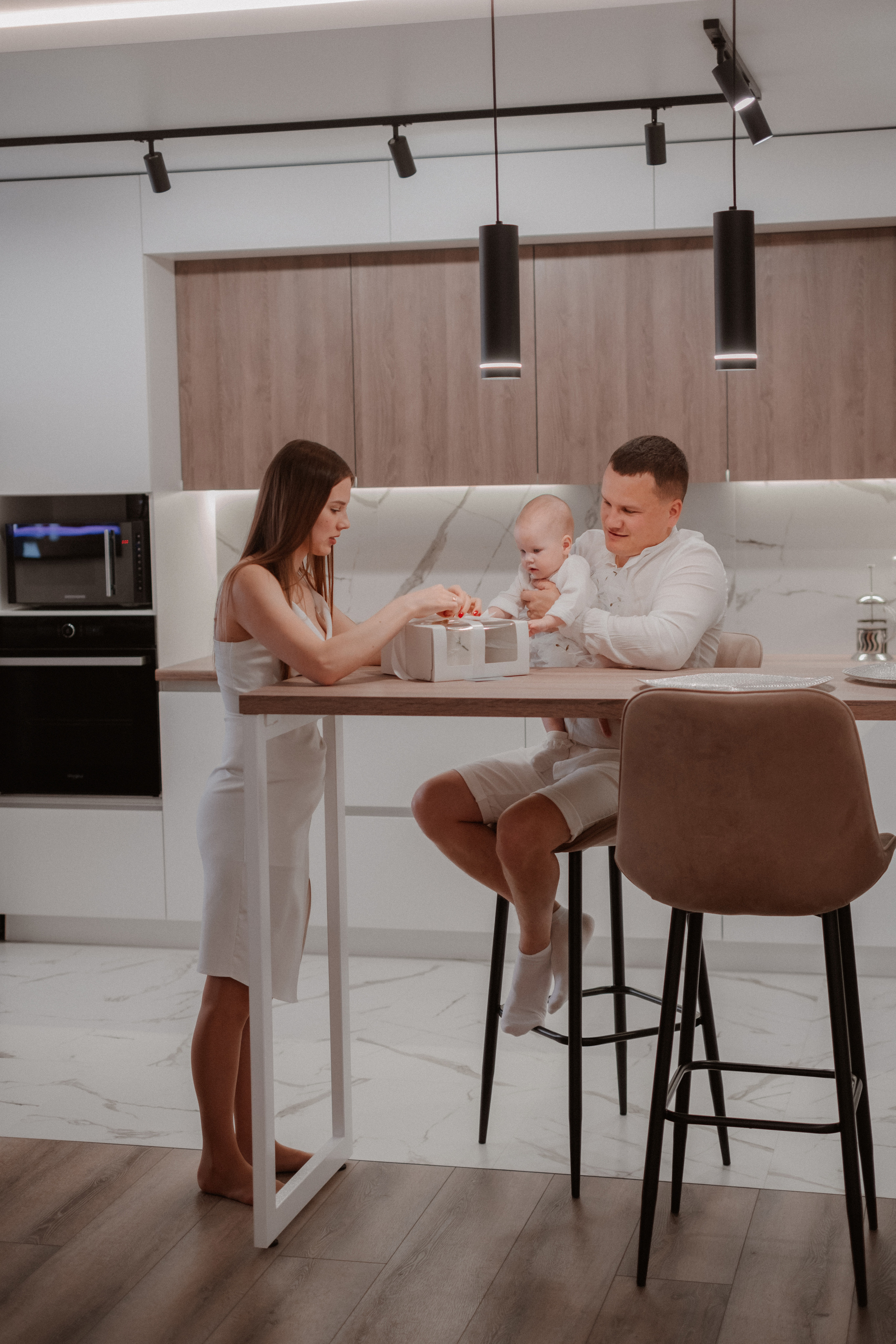 Домашняя фотосессия Даша + Ваня + Маша. Свадебный и семейный фотограф г. Волгоград Биленко Ангелина