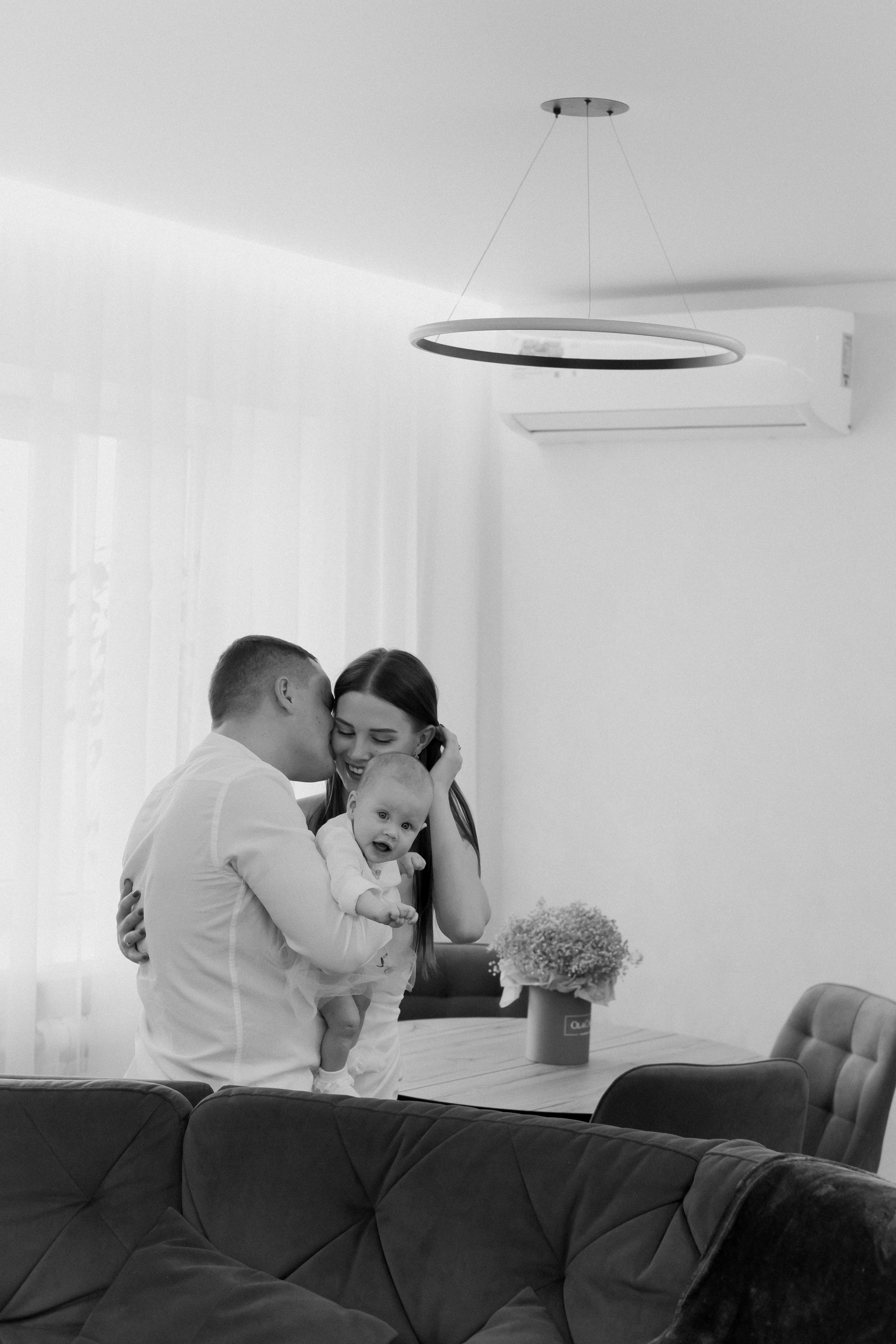 Домашняя фотосессия Даша + Ваня + Маша. Свадебный и семейный фотограф г. Волгоград Биленко Ангелина