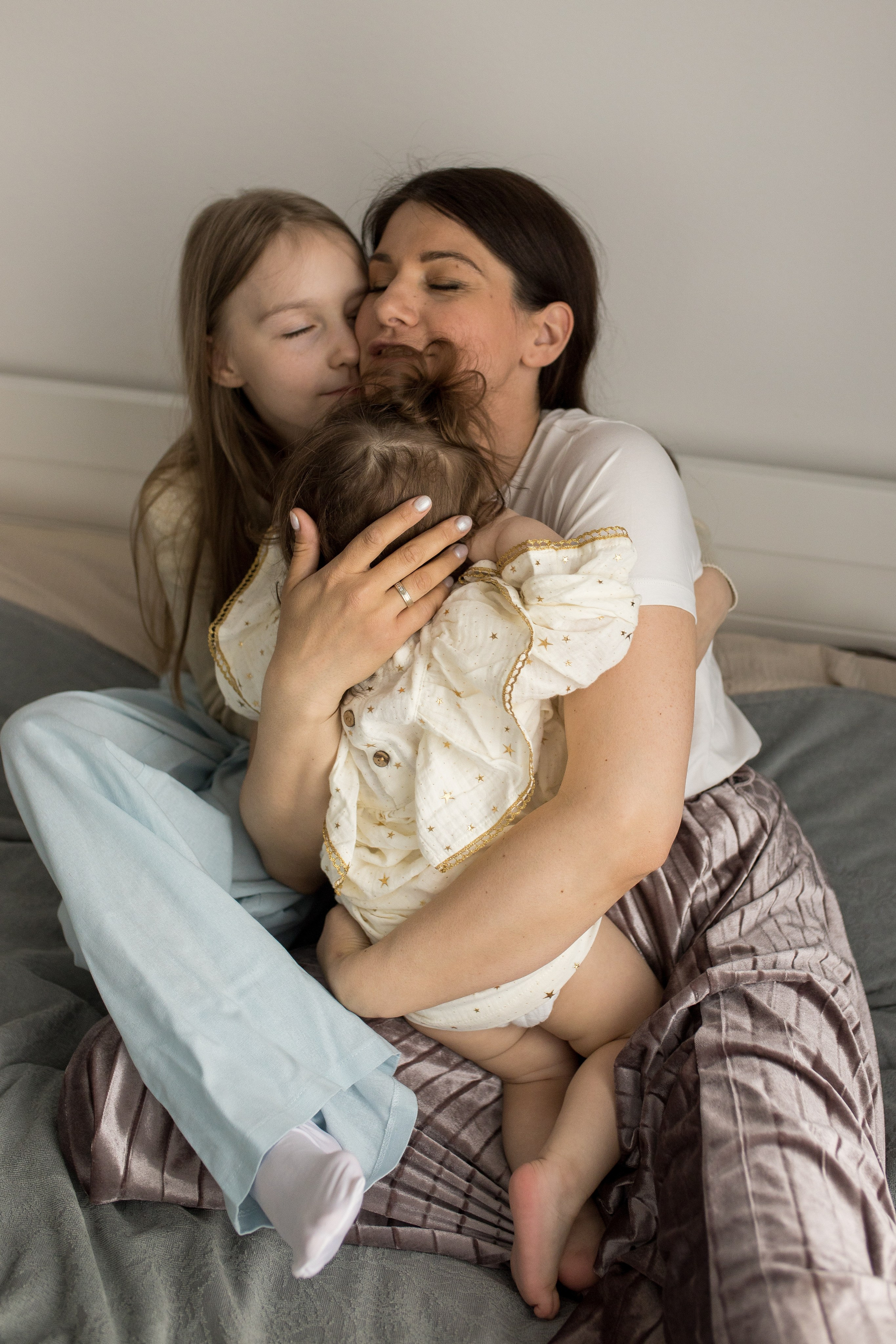 Катя и дочки. Фотограф Москва Лара Чайка