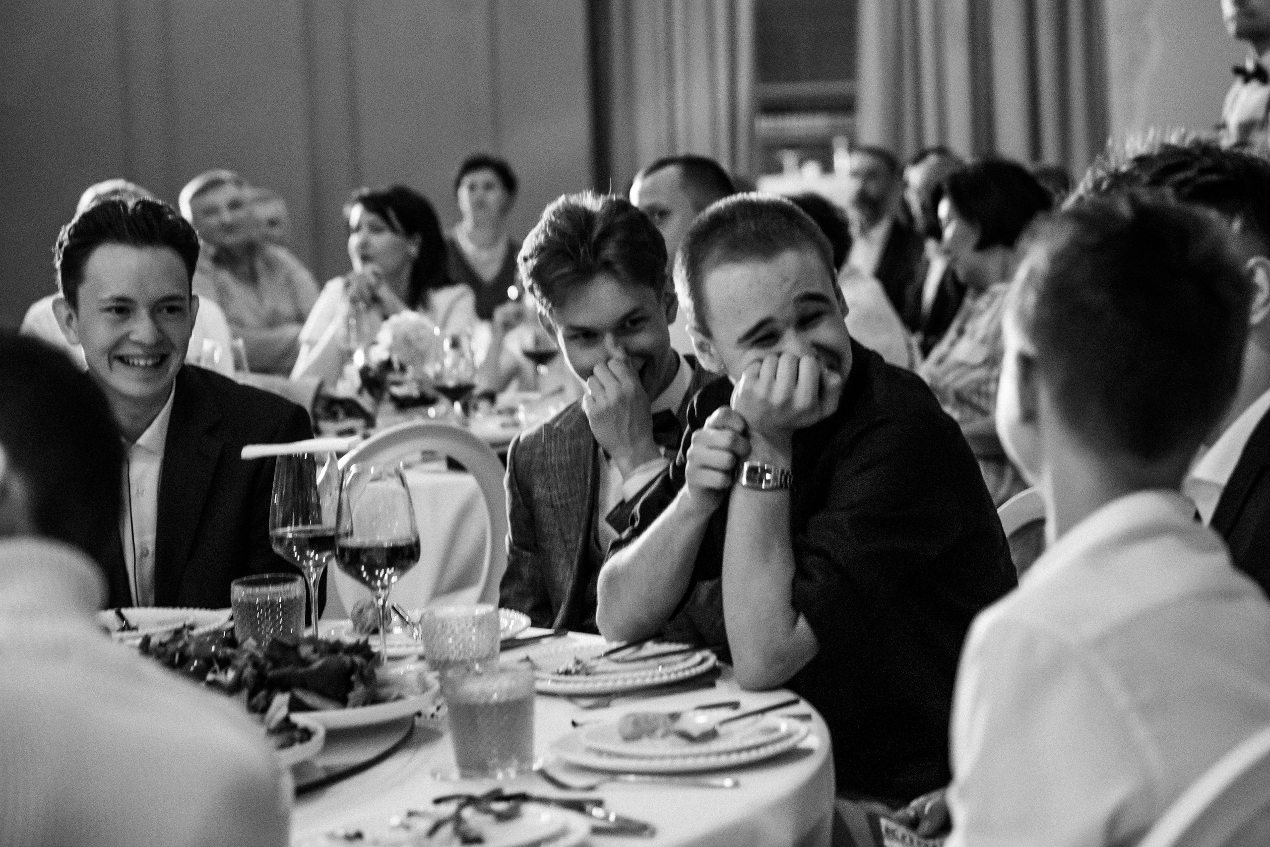 2023-06-23 Выпускной МБОУ СОШ № 10. Фотограф в Красноярске