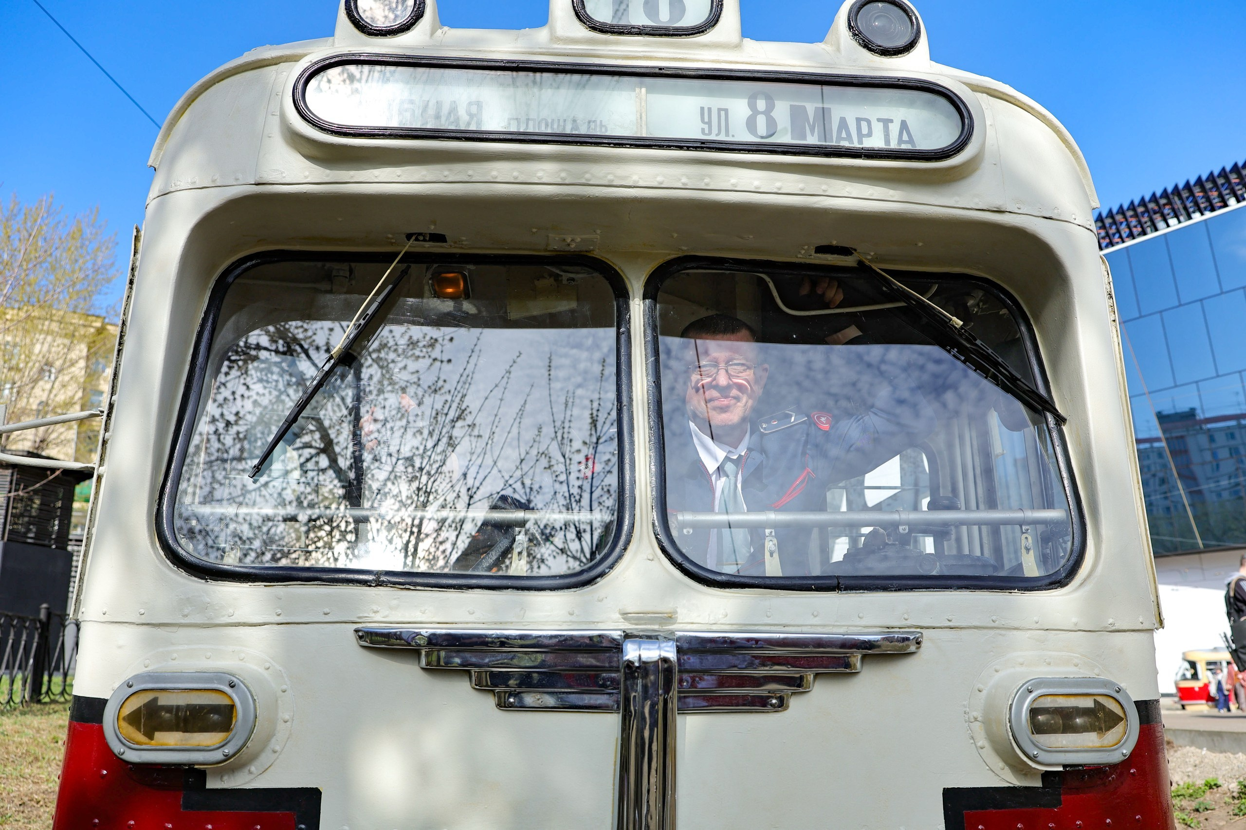 Парад трамваев. Репортажный, архитектурный, театральный и файн-арт фотограф Лена Мельникова в Москве