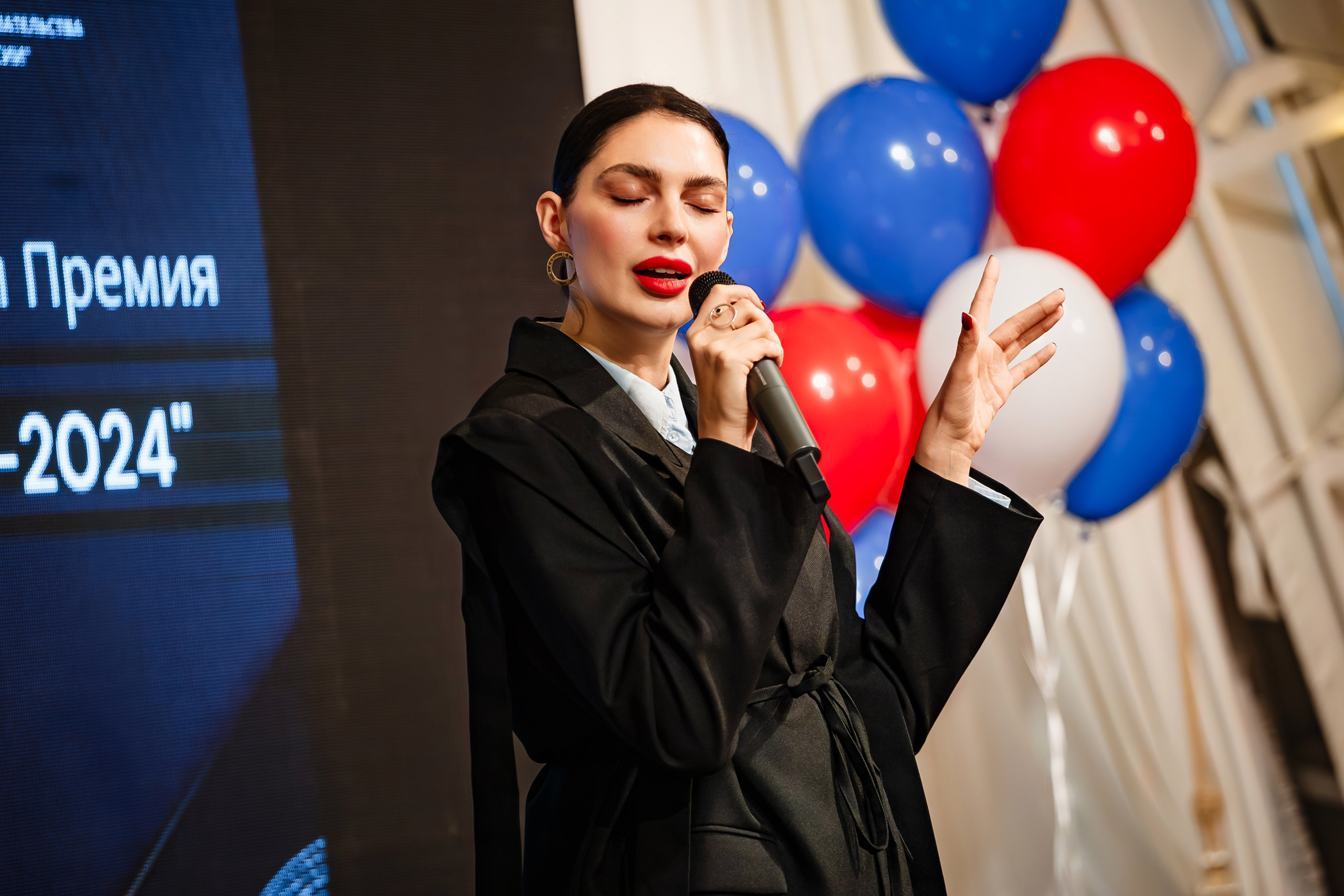 Бизнес — форум «Женщины Крыма 2024»_Симферополь_Рыбацкая деревня_23.11.24. Аминов Руслан | Фотограф