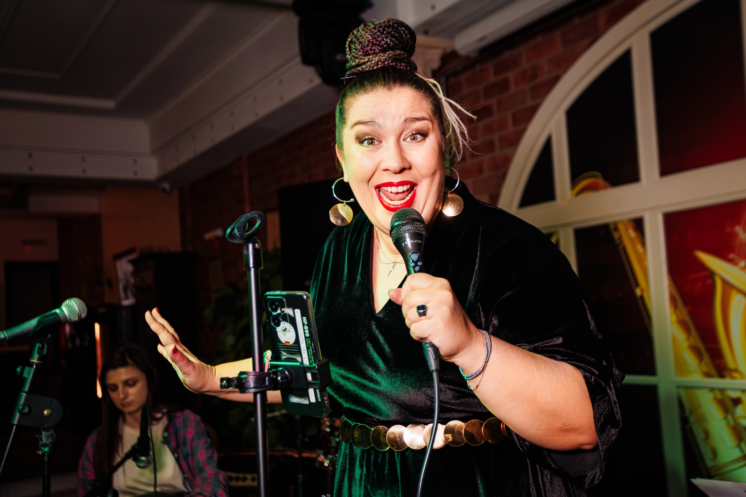 Джаз клуб «Скажите Jazz» Герман Мамаев, бэнд DC Quartet и специальный гость Анна Шакель_Фабрикантъ_Симферополь_26.01.2025. Аминов Руслан | Фотограф