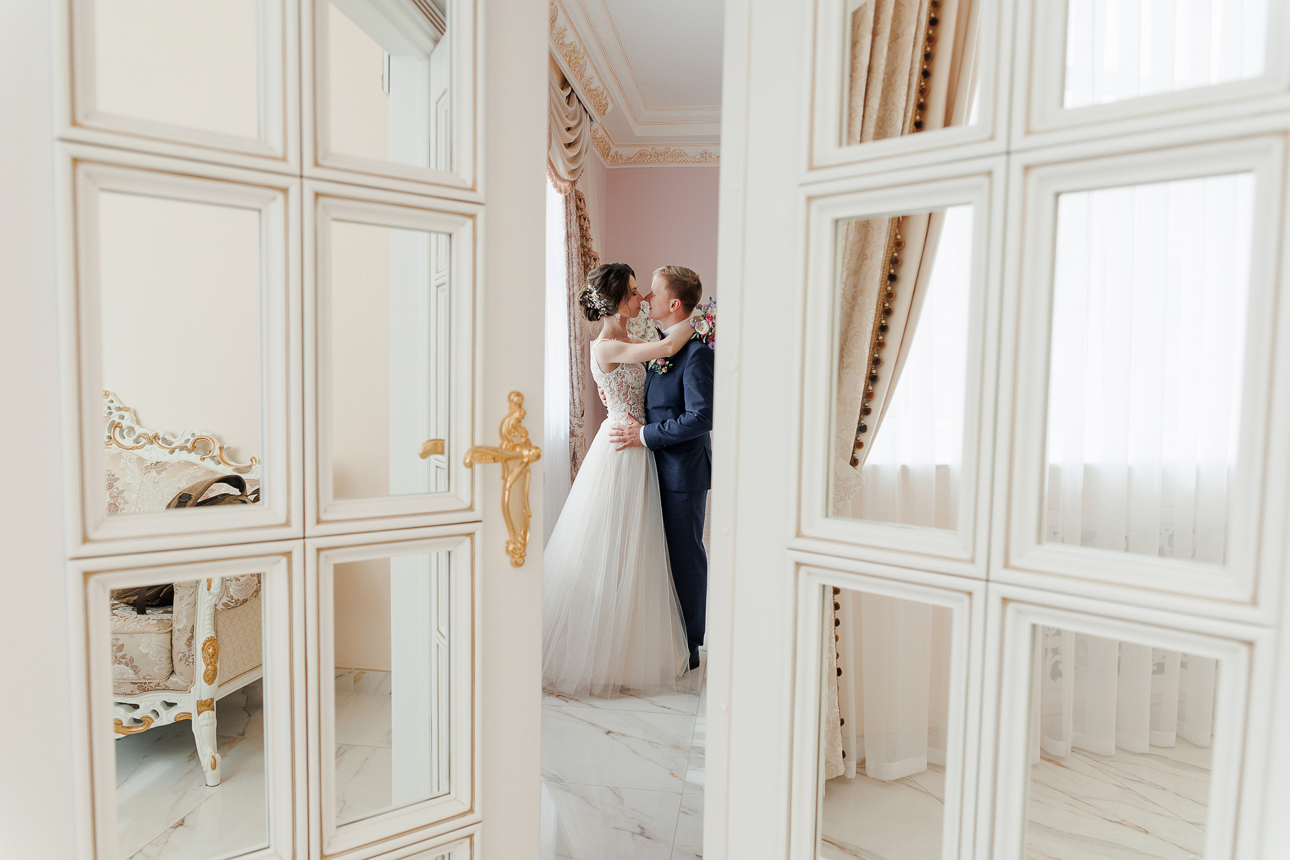 Фотосессия Анастасии и Ярослава. Свадебный и семейный фотограф в Твери и Тверской области