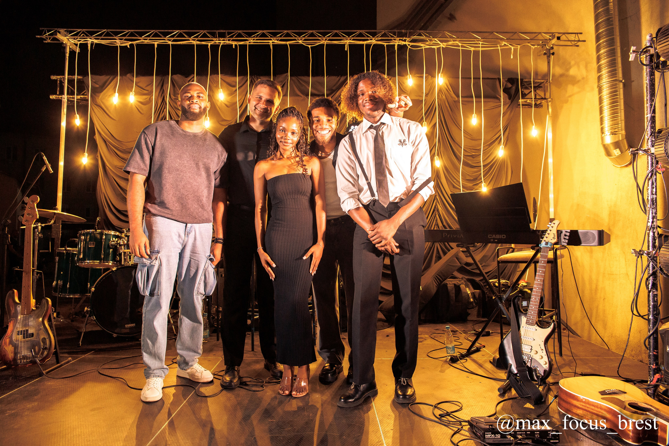 Вечеринки концерты движ. Свадебный, love фотограф