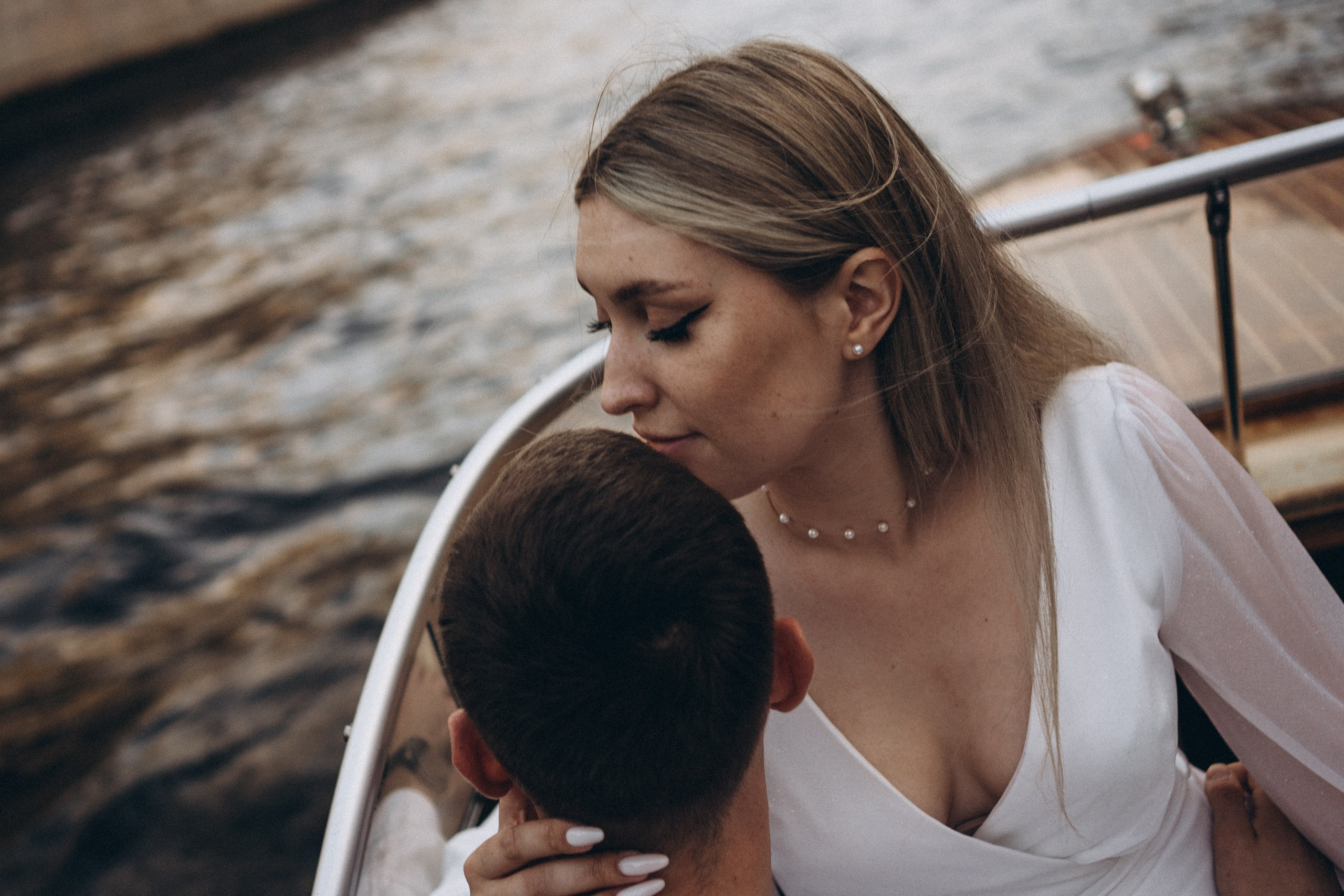 СВАДЕНБНАЯ СЬЕМКА НА КАТЕРЕ ПО КАНАЛАМ САНКТ-ПЕТЕРБУРГА И В АКВАТОРИИ НЕВЫ. Профессиональный фотограф, Санкт-Петербург — Виктория Богомолова