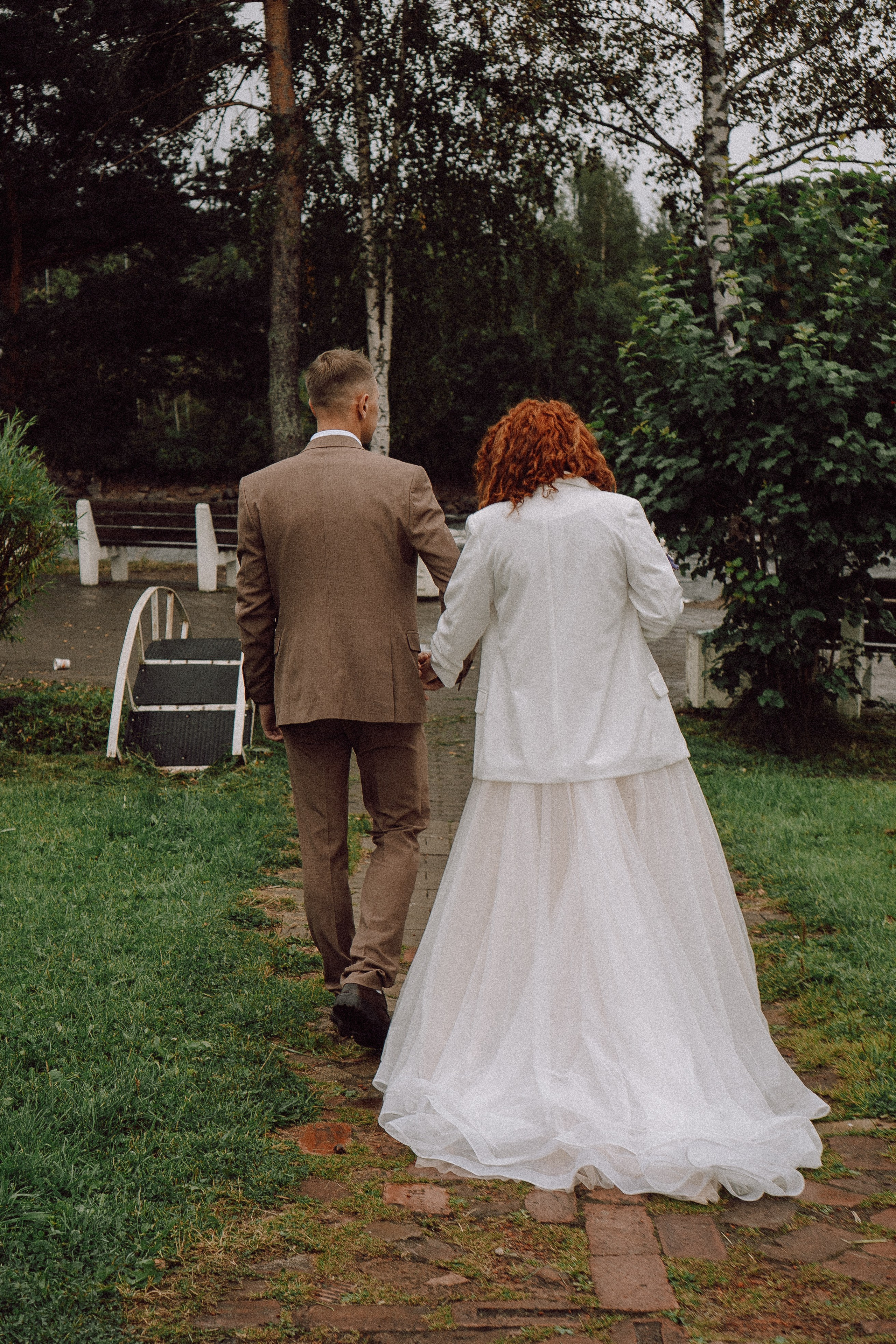 СВАДЕБНАЯ ФОТОСЕССИИЯ ПАРЫ В ГОРОДЕ ПРИОЗЕРСК В СОСНОВОМ ЛЕСУ И С ПИКАПОМ. Профессиональный фотограф, Санкт-Петербург — Виктория Богомолова