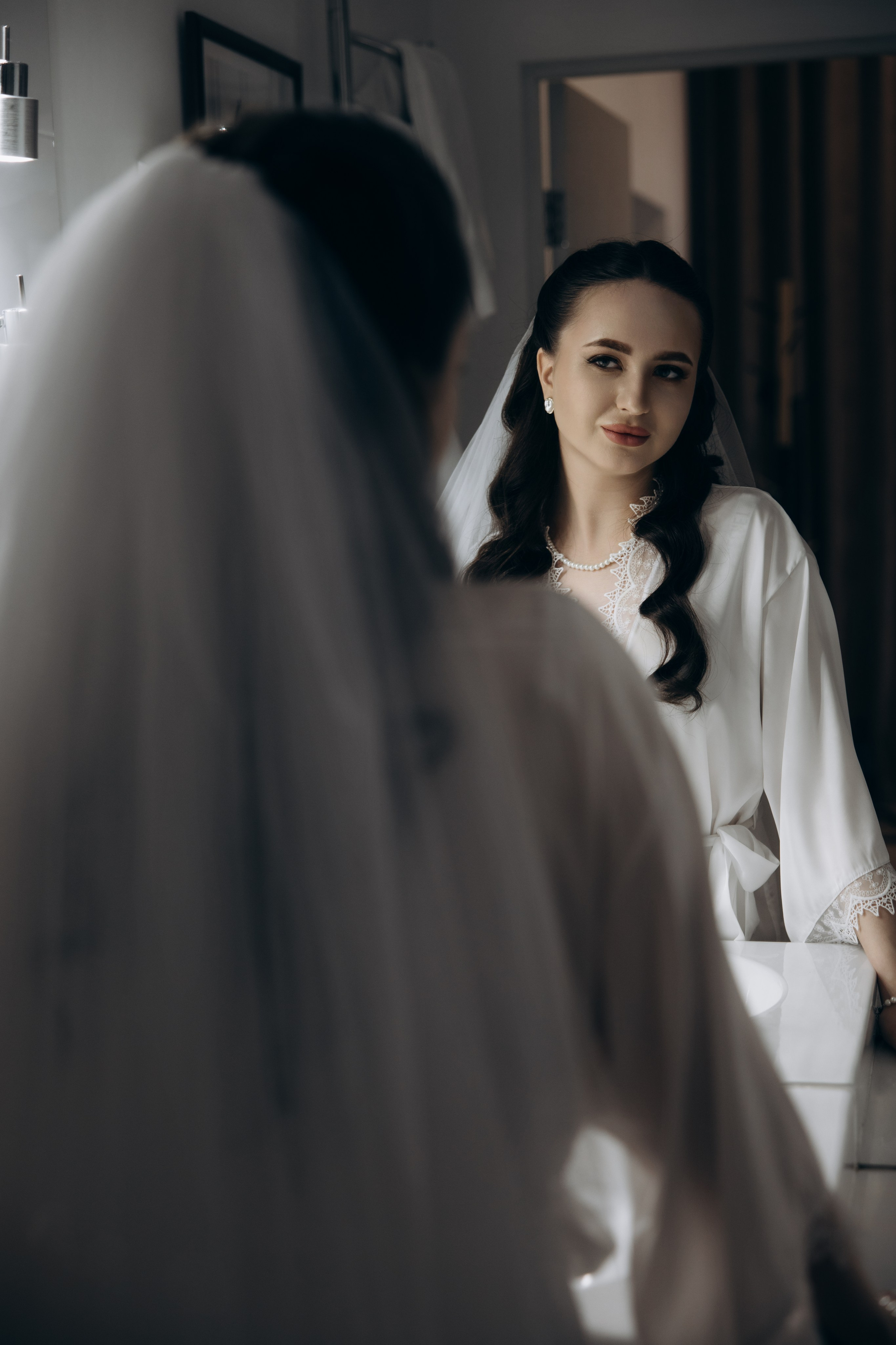 Свадебная фотосъемка в Пензе: Ольга и Владислав в отеле и студии «Перспектива»