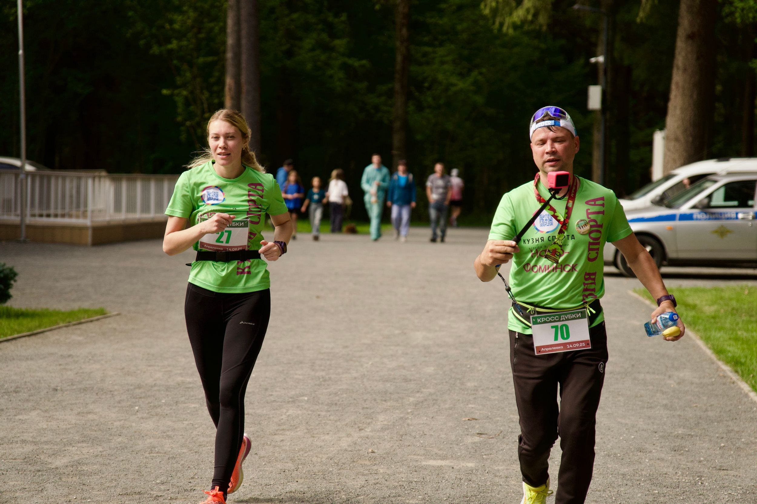 Забег в парке «Дубки». Кафе «БЕЛКА НАШЕПТАЛА». Ну оооочень концептуальное кафе