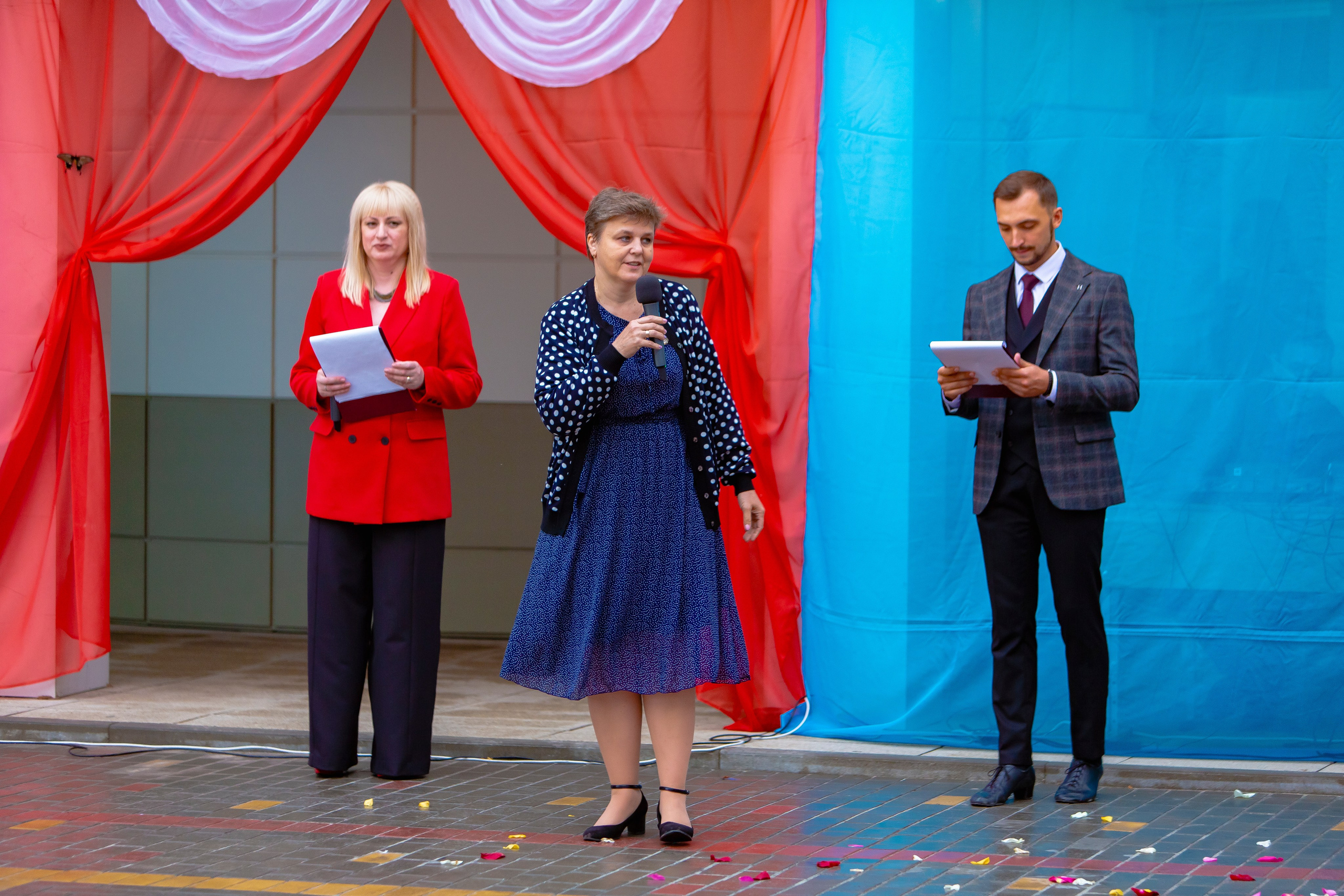 Выпускной вечер. Профессиональная съёмка и монтаж фото&видео в Курске и области