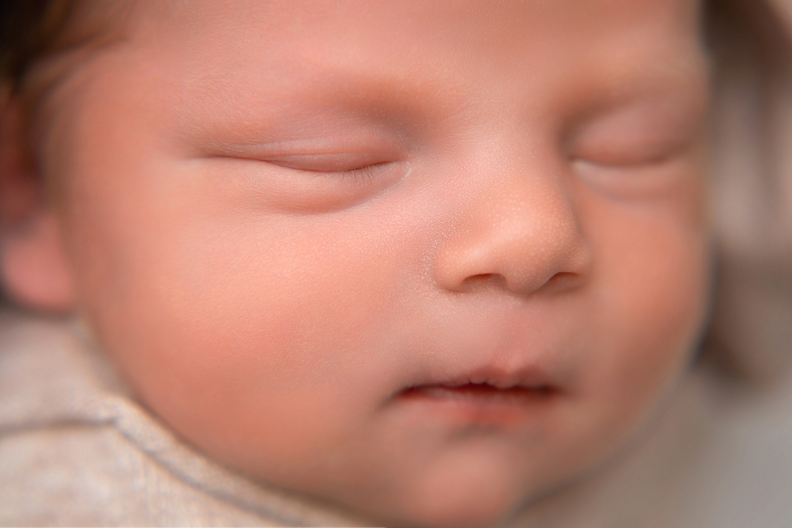 Фото с родителями/Макроснимки. Фотограф новорожденных Оренбург и свадебный фотограф Оренбург