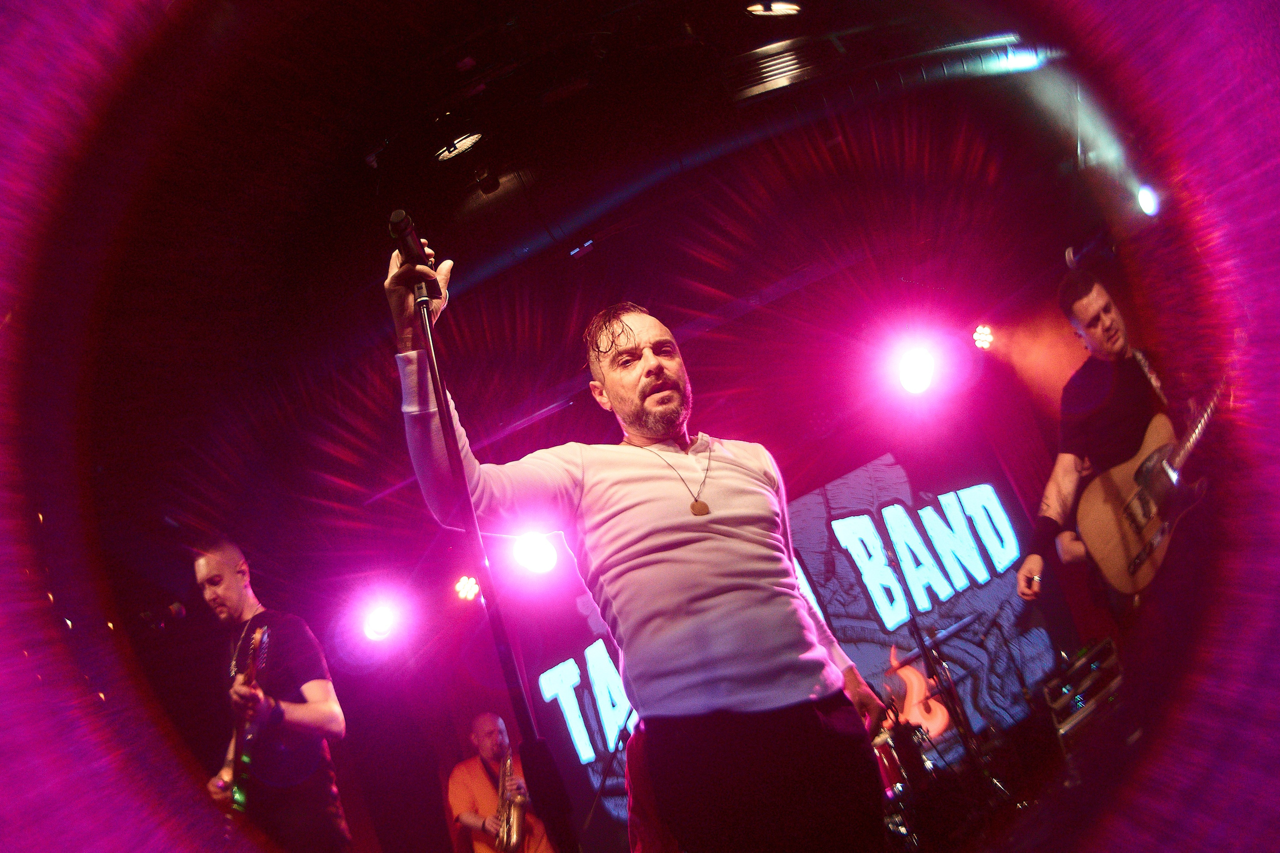 ТАБАСКО БЭНД — 16 ТОНН. Фотография для артистов