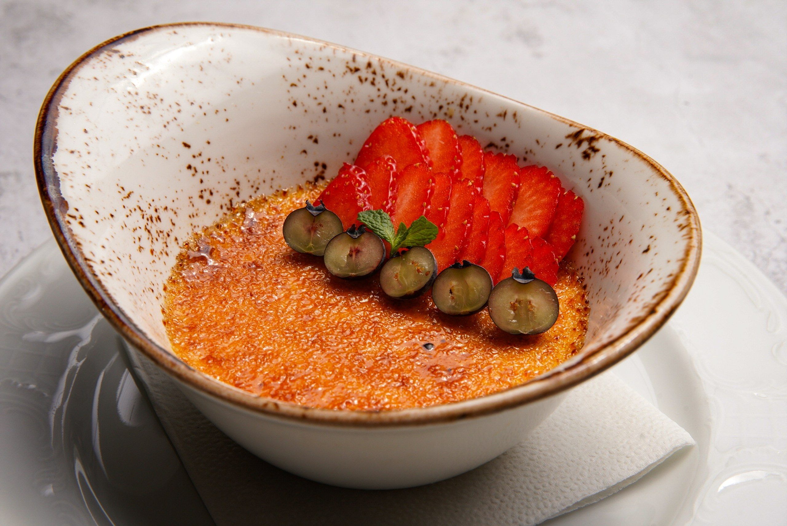 Съемка Меню дополнительный свет и несколько фонов. Свадебный и репортажный фотограф Москва — Олег Акентьев