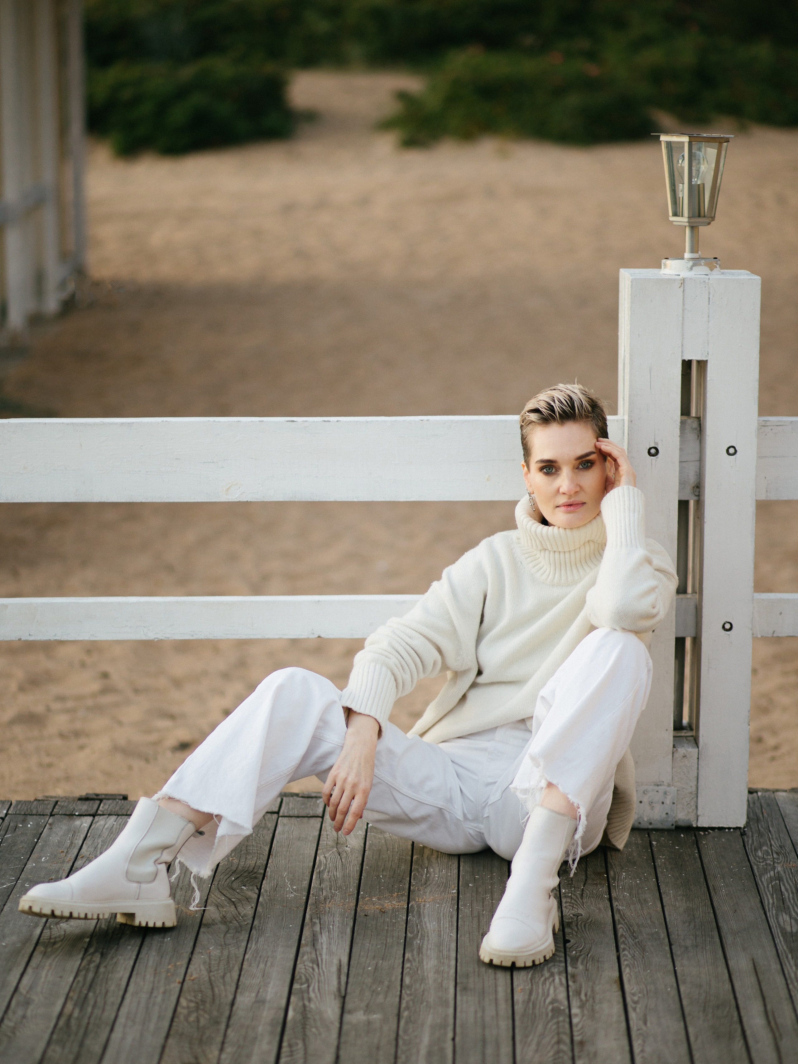 Ира на пляже. Контент фотограф в Санкт-Петербурге Елена Кегель