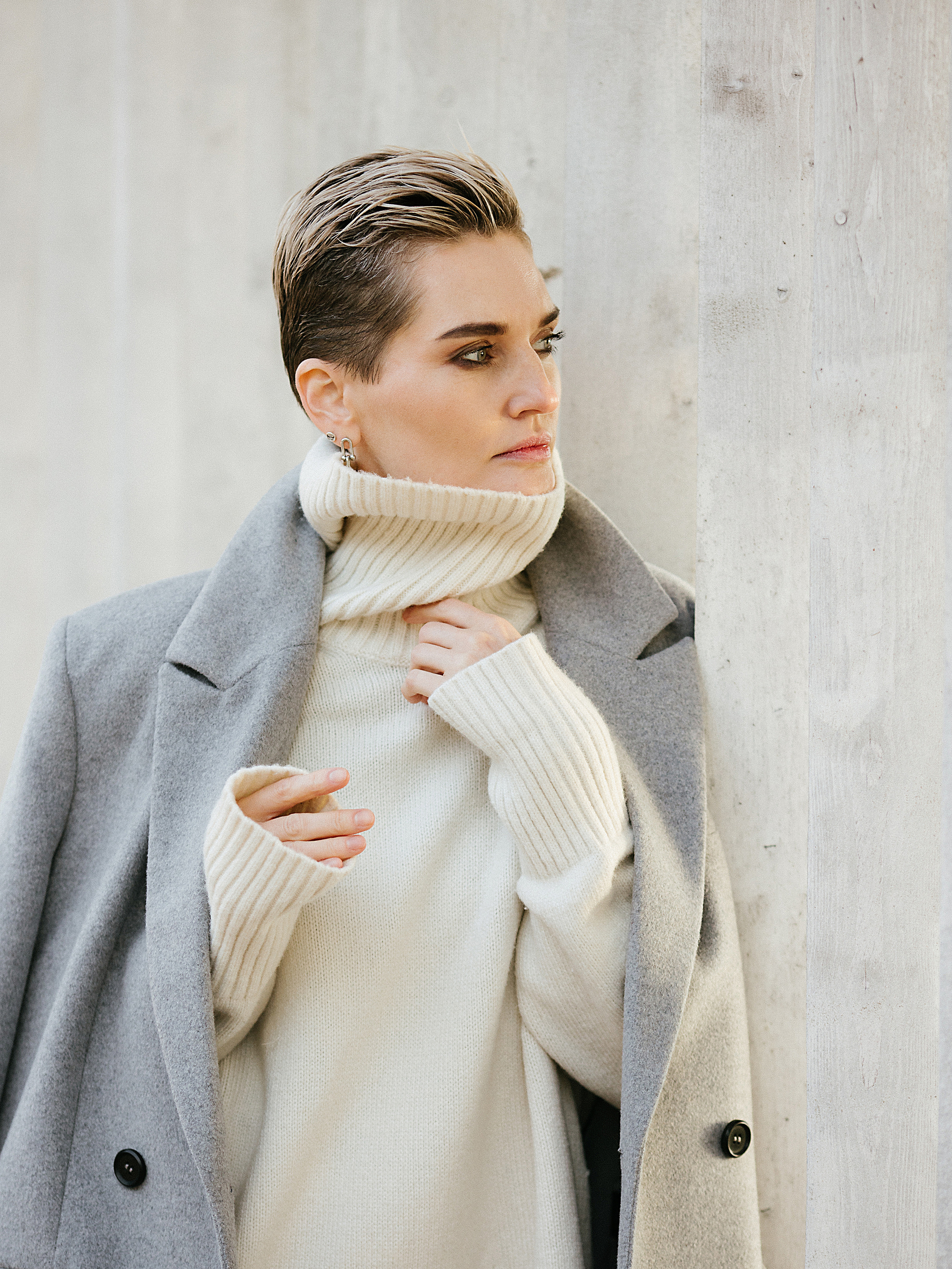 Ира на пляже. Контент фотограф в Санкт-Петербурге Елена Кегель