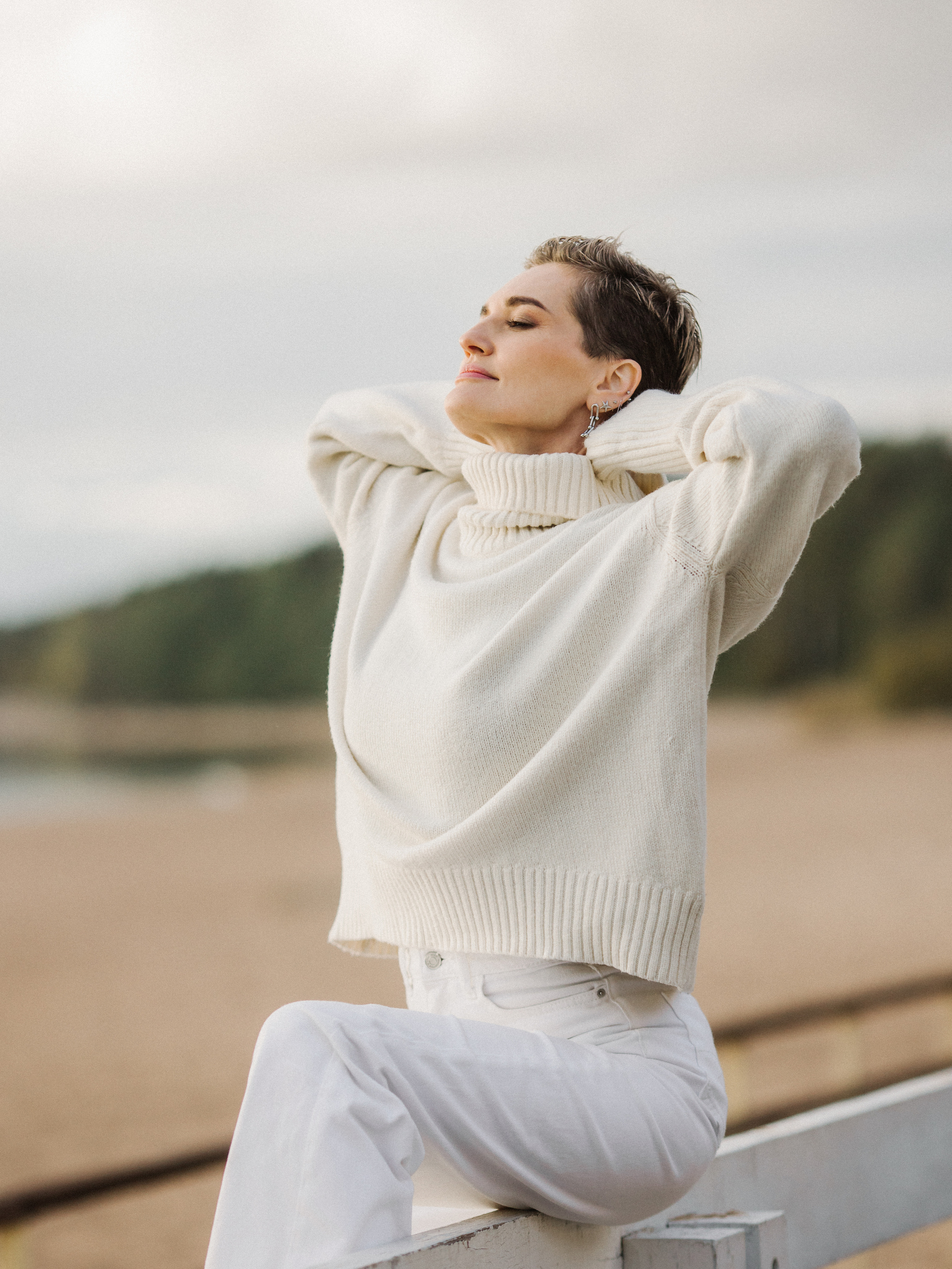 Ира на пляже. Контент фотограф в Санкт-Петербурге Елена Кегель