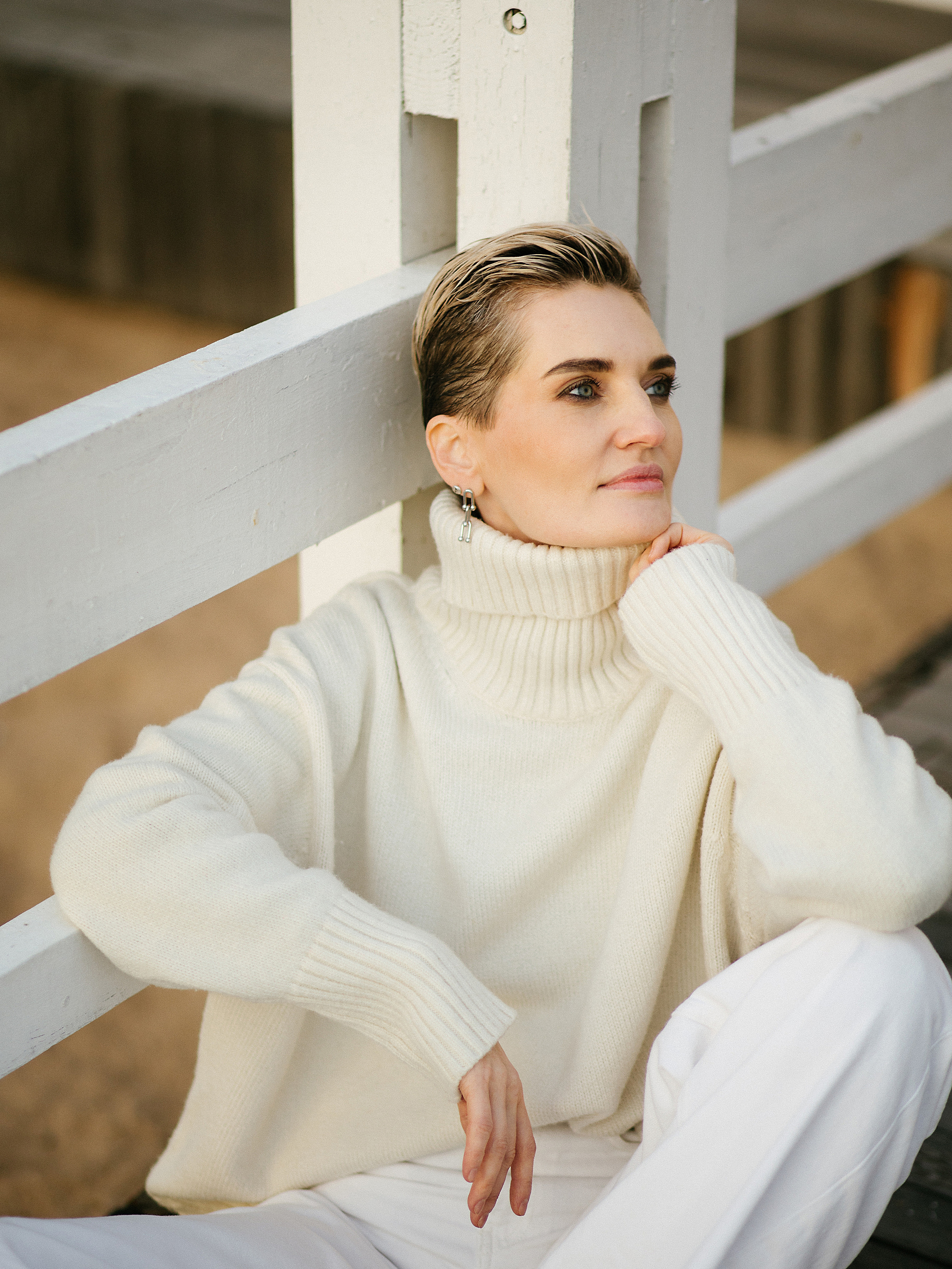 Ира на пляже. Контент фотограф в Санкт-Петербурге Елена Кегель