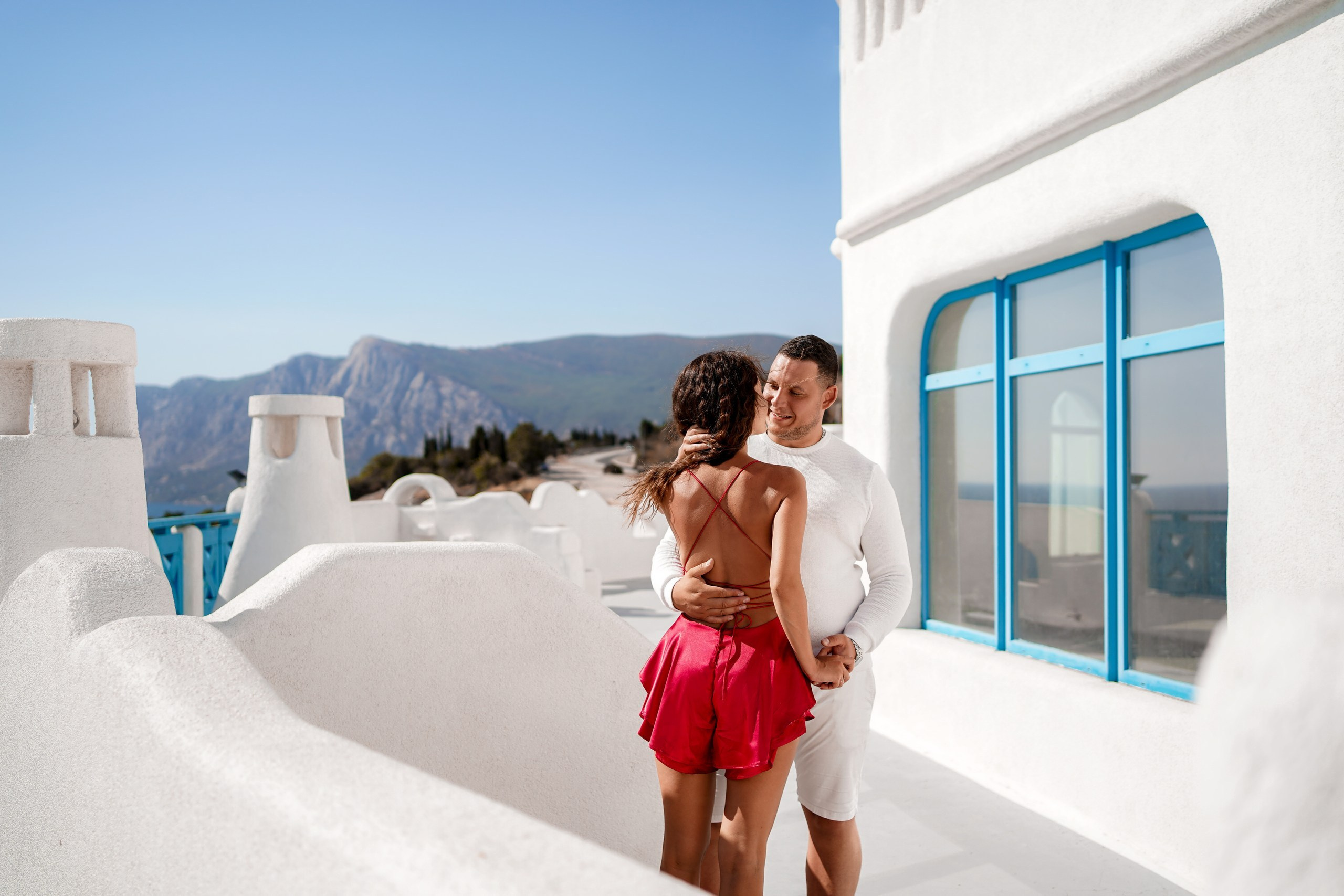 Фотосессия в Крымском Санторини в Севастополе. Владимир и Елизавета. Свадебный фотограф в Ростове-на-Дону. Таинство Крещения и Венчания, семейные фотосессии. Алёна Чёботова