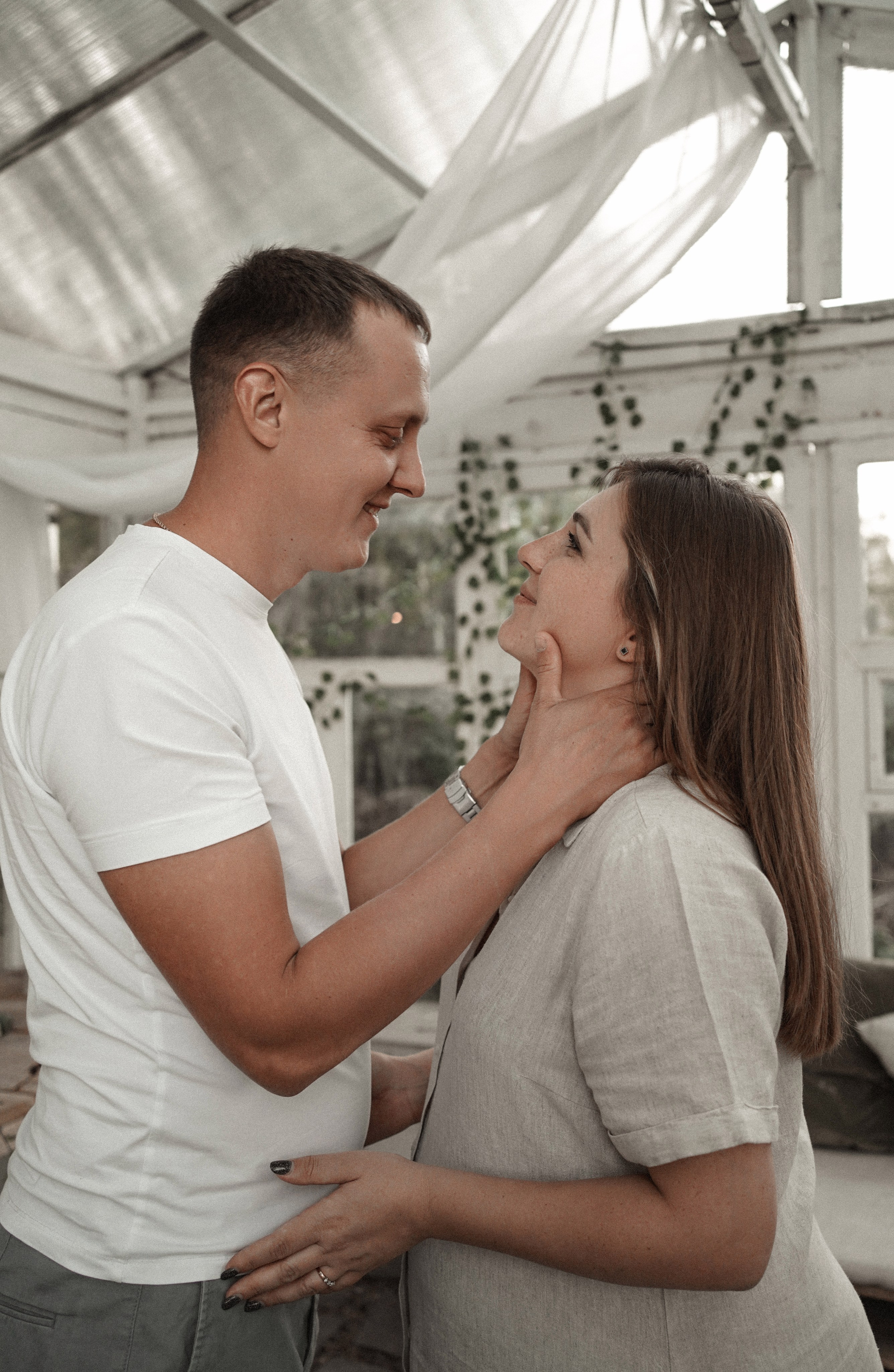 Семейный и свадебный фотограф в Ростове. Широкий спектр локаций. Свадебный фотограф в Ростове-на-Дону. Таинство Крещения и Венчания, семейные фотосессии. Алёна Чёботова