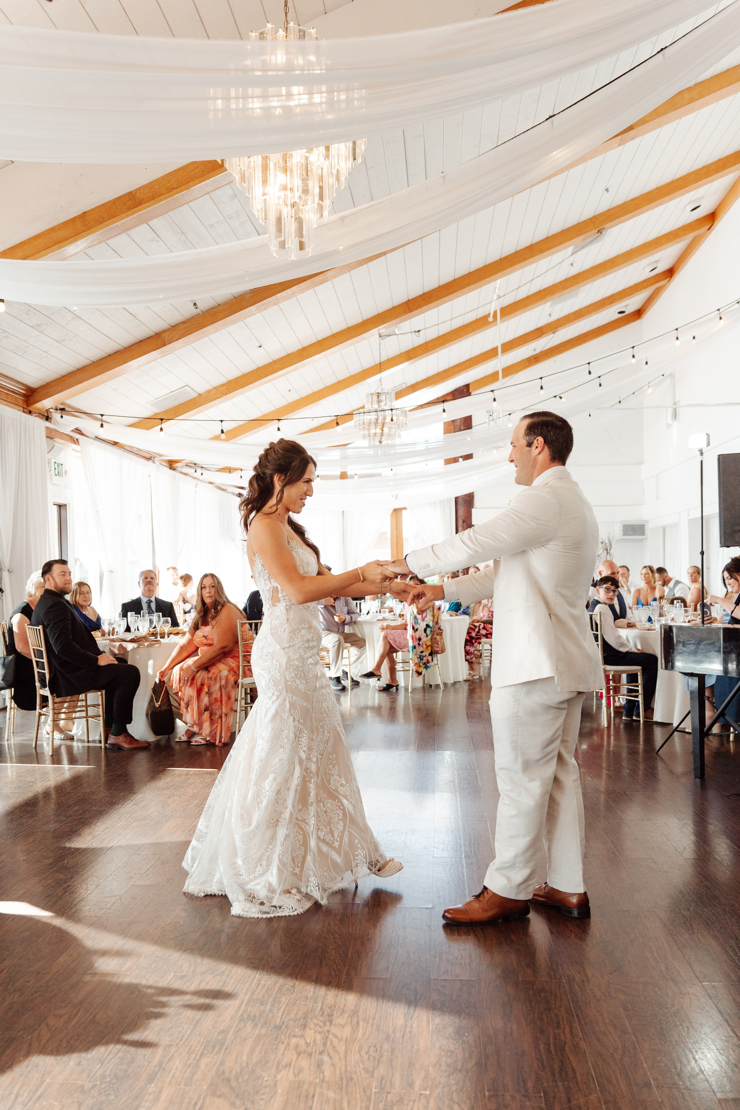 2025-08-16_BryanAmber. Ретушер Зенькевич Света