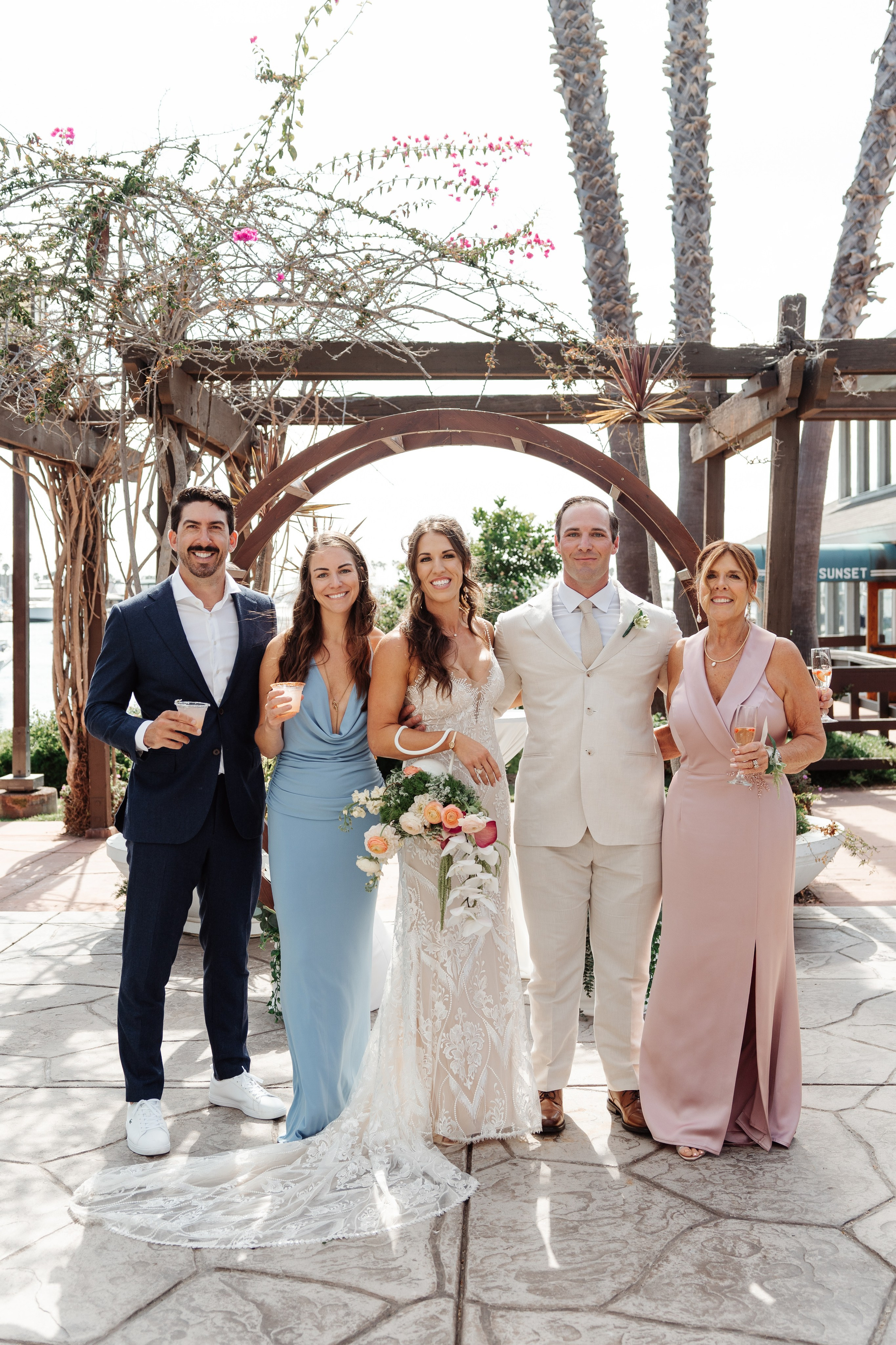 2025-08-16_BryanAmber. Ретушер Зенькевич Света