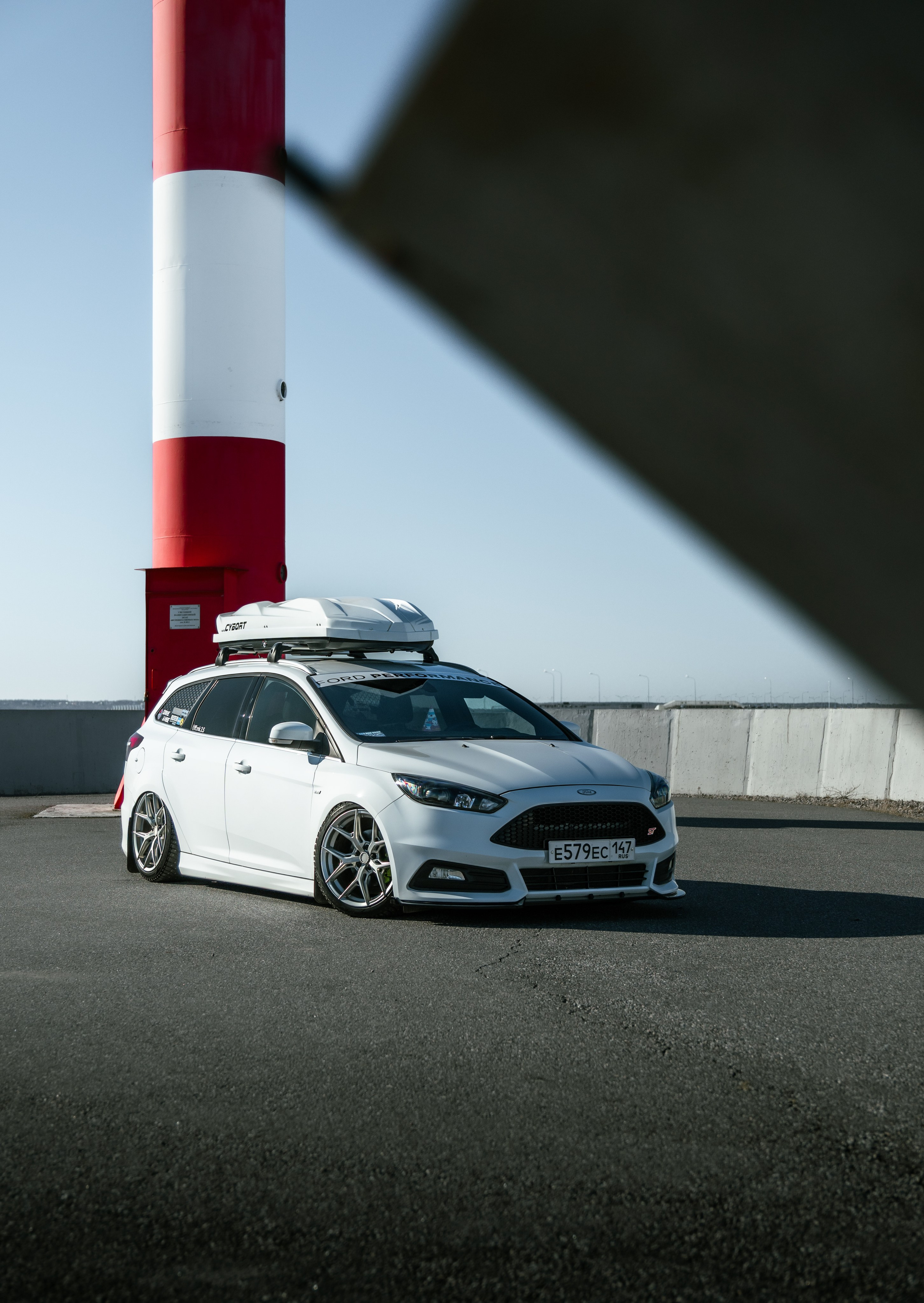 SUBARU LEGACY, FORD Маяк. Opasnophoto