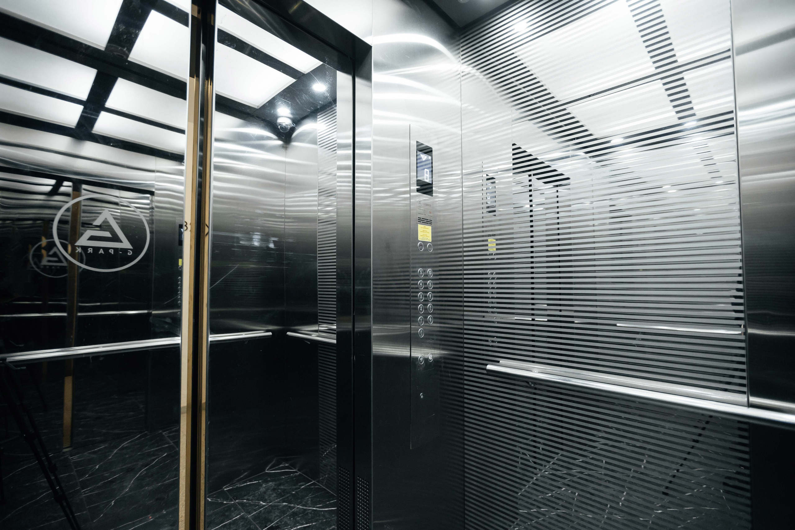 Проект 4. Lift Master. Дата: март 2023. Профессиональный фотограф в городе Астана/Алматы Даурен Сембаев