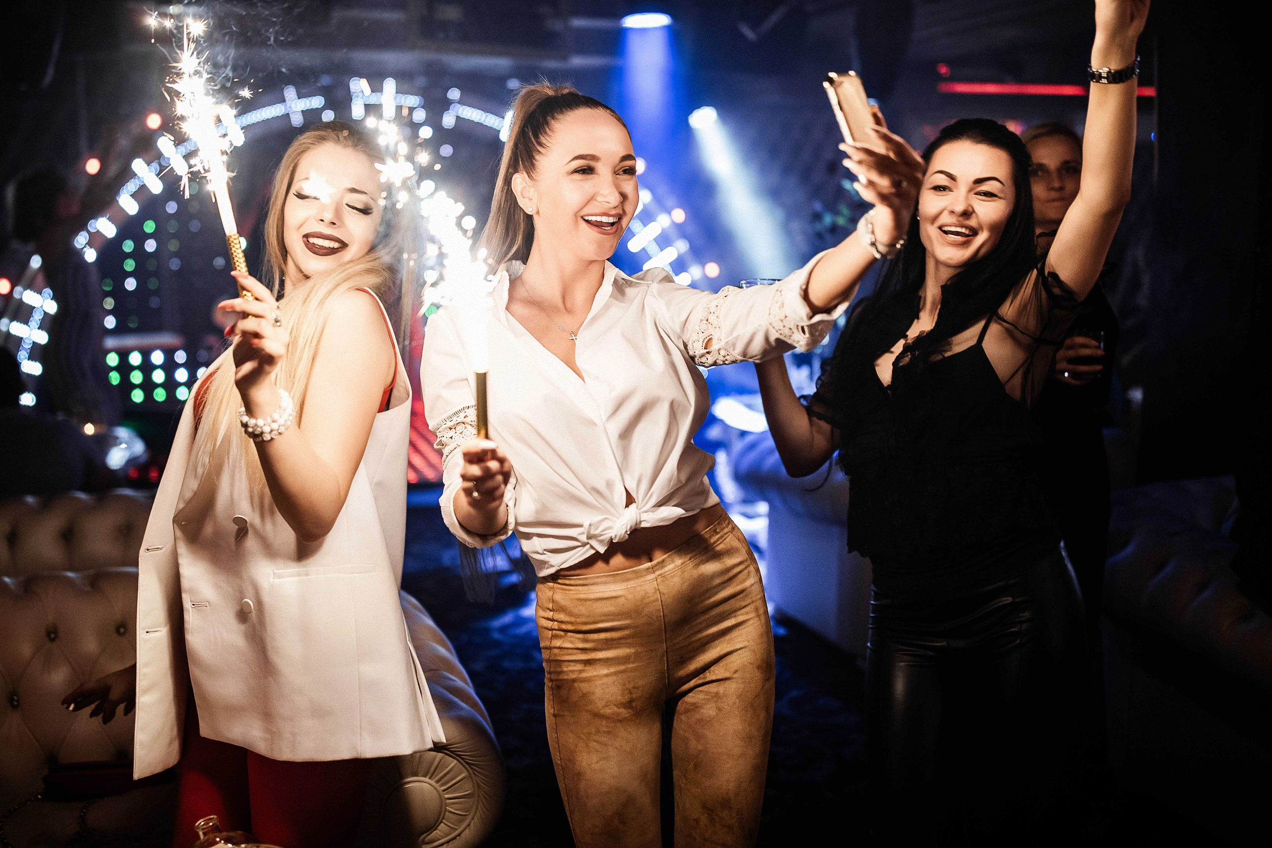 Клубы. Репортажный фотограф Григорий Козлов