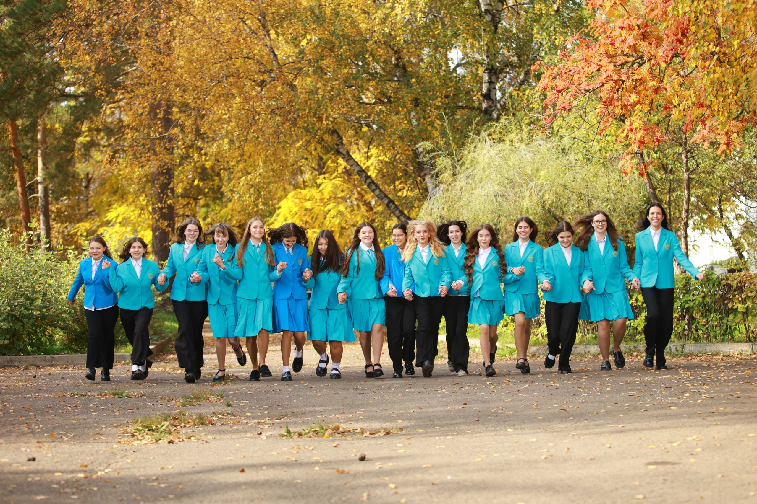 Выпускникам школ и детских садов