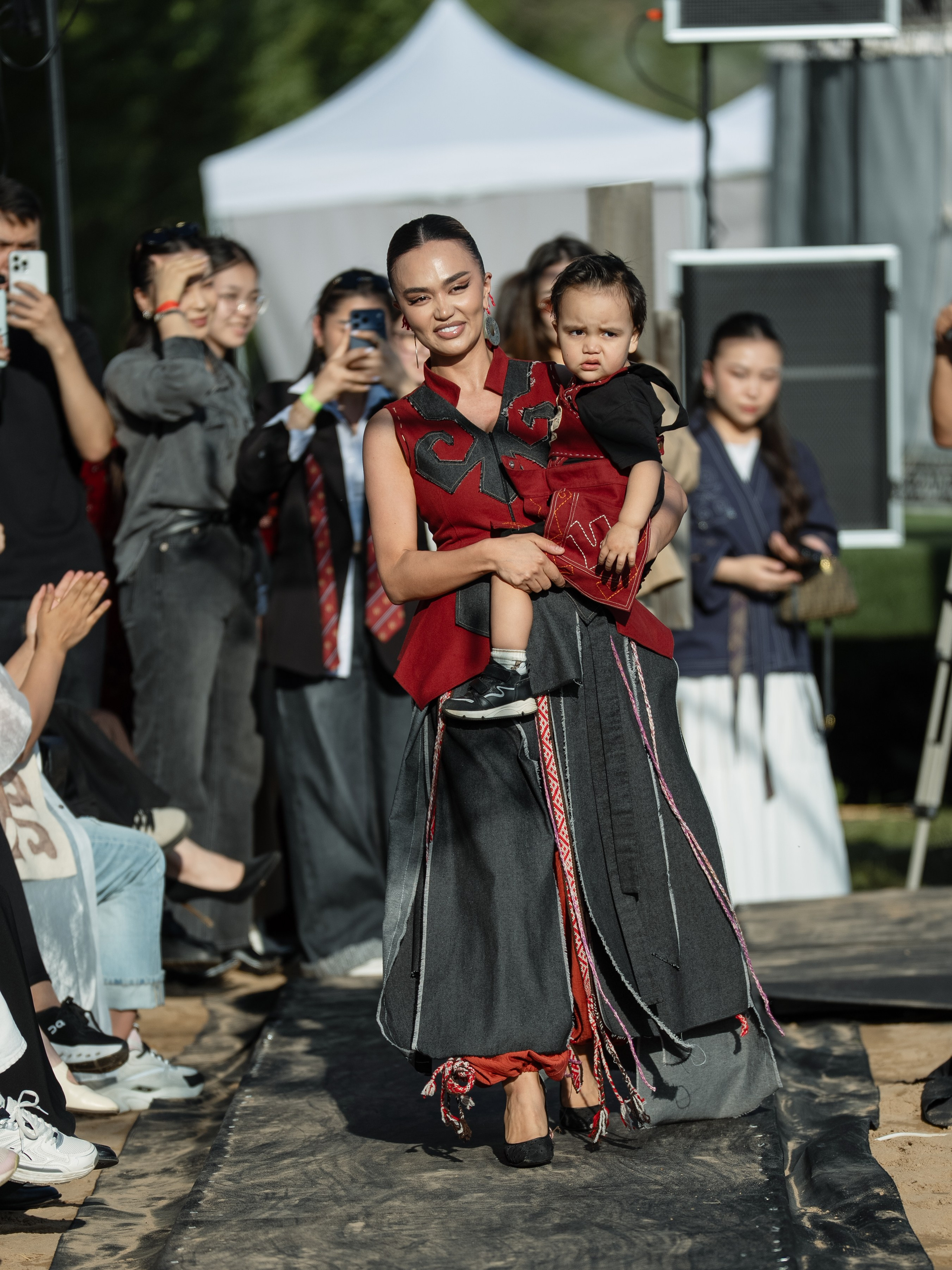 Brand Darideiya. Сайт Алматинского НЮ АРТ, будуар и фэшн фотографа Дениса Карпенко