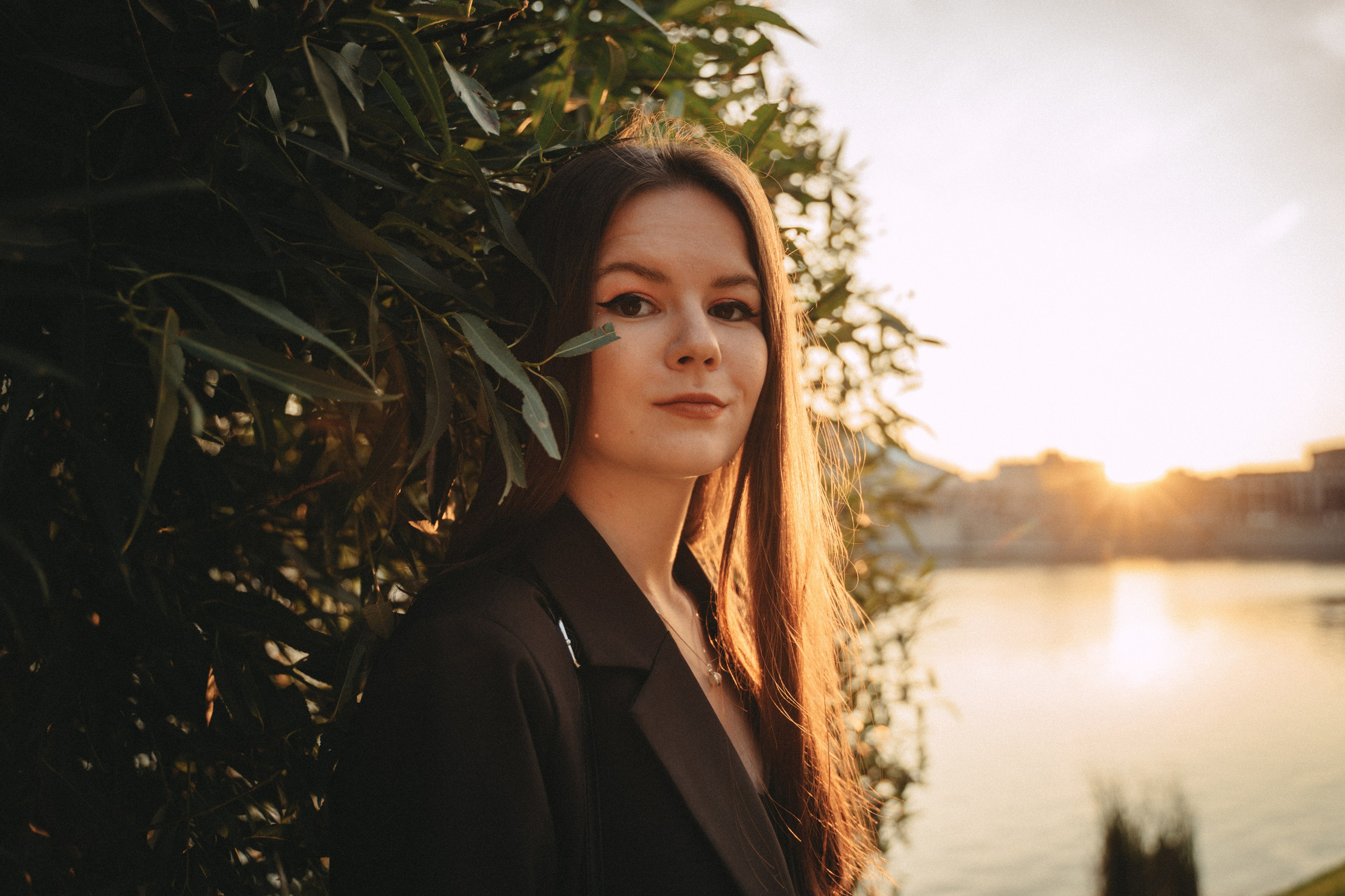 Ева. Главная