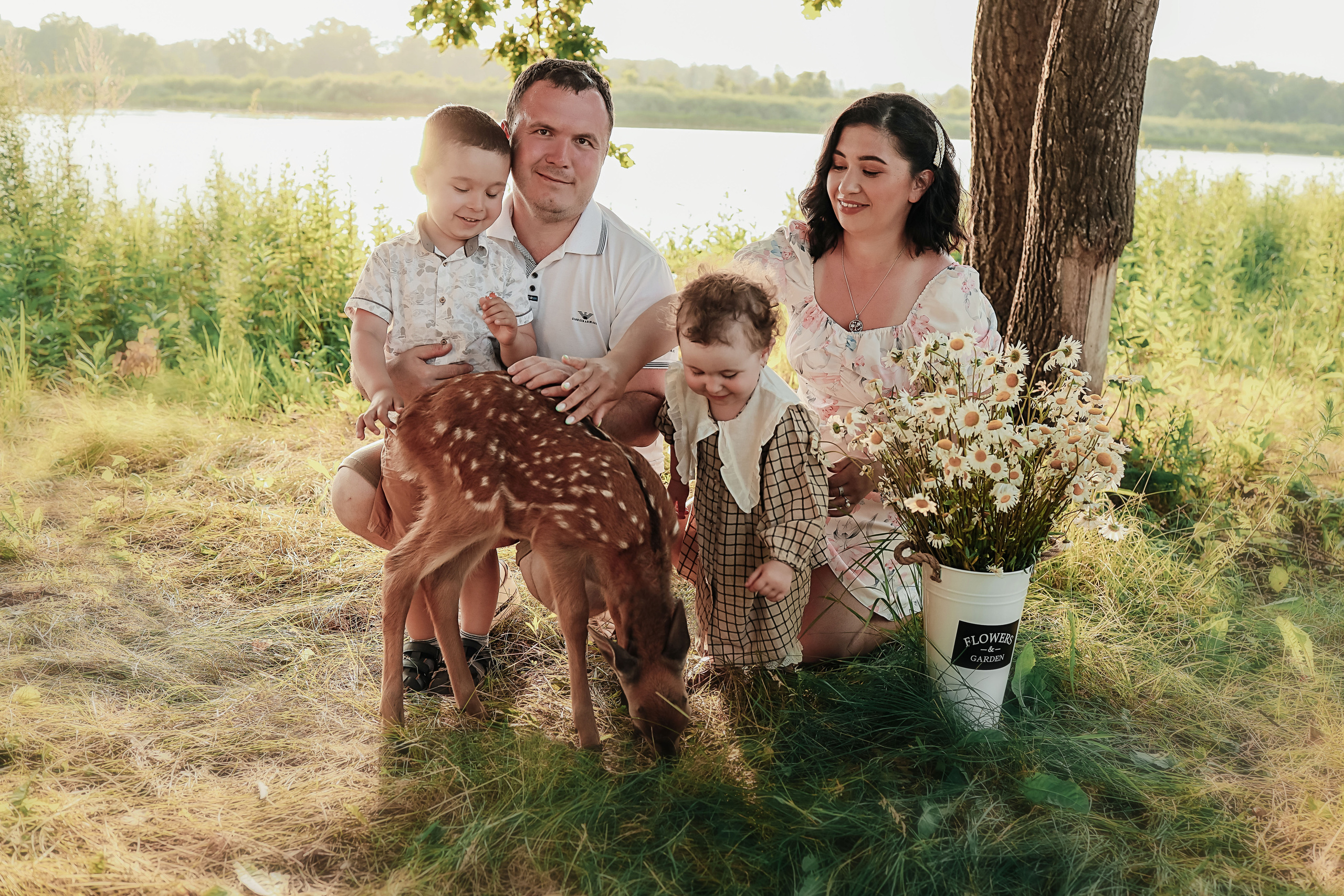 Фотосессия семейная с олененком. Иванова Ирина Свадебный и семейный фотограф г. Уфа