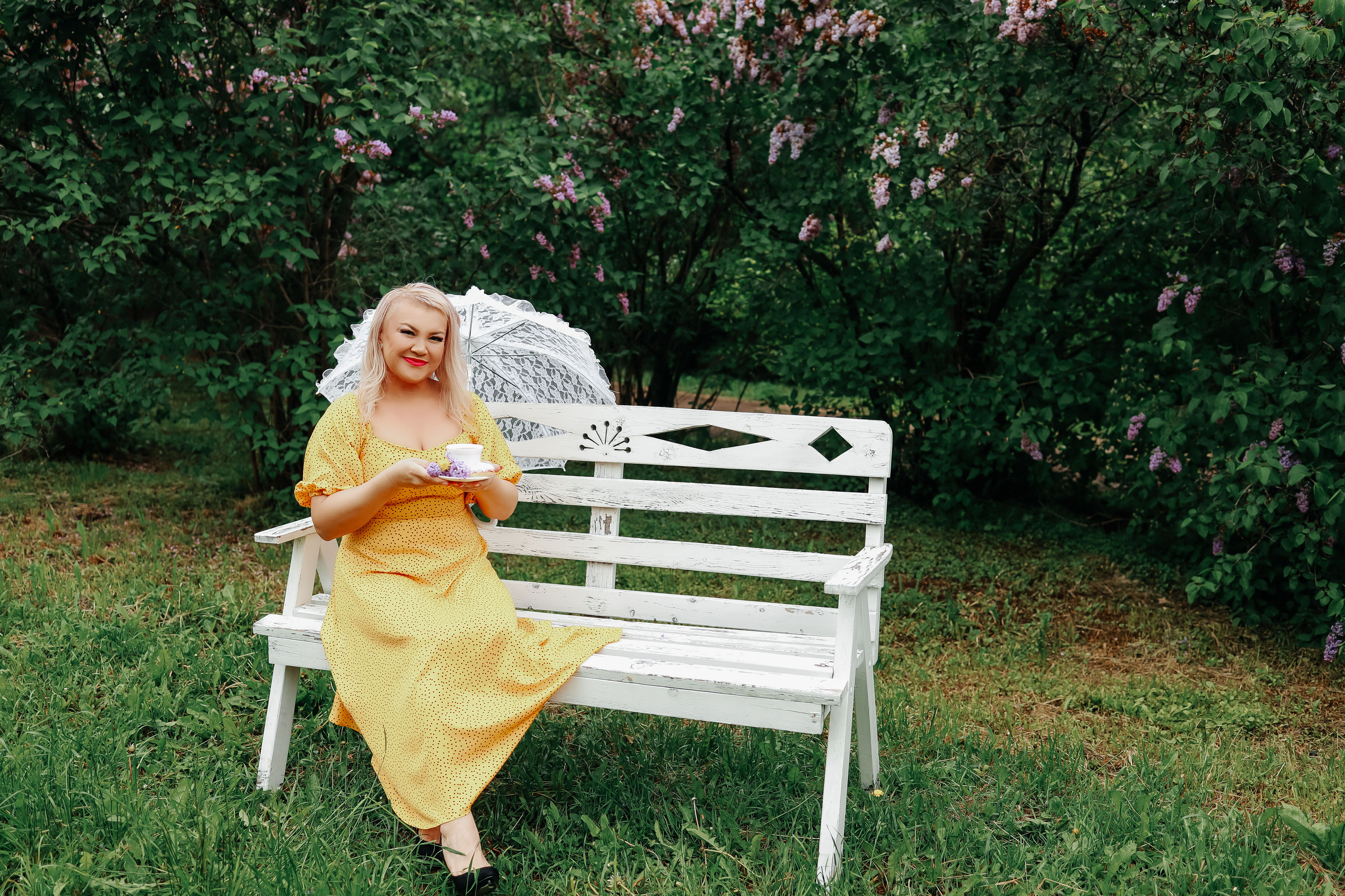 Фотосессия в сирени. Иванова Ирина Свадебный и семейный фотограф г. Уфа