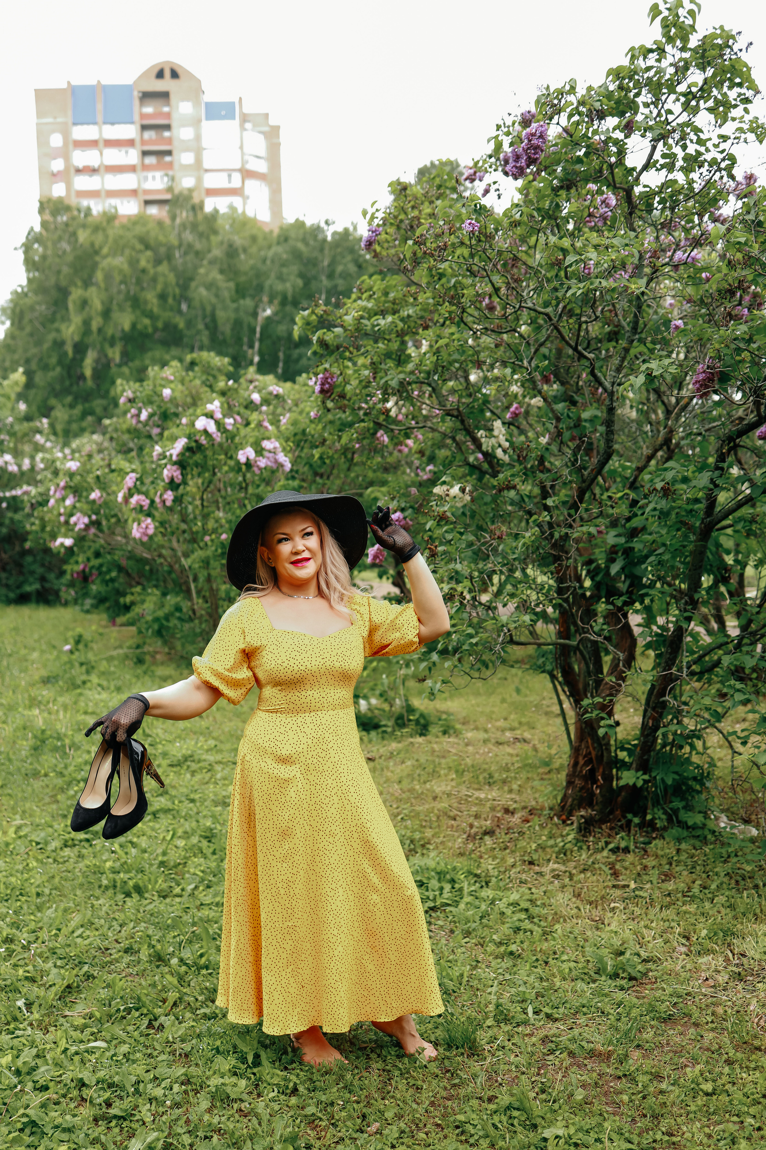 Фотосессия в сирени. Иванова Ирина Свадебный и семейный фотограф г. Уфа