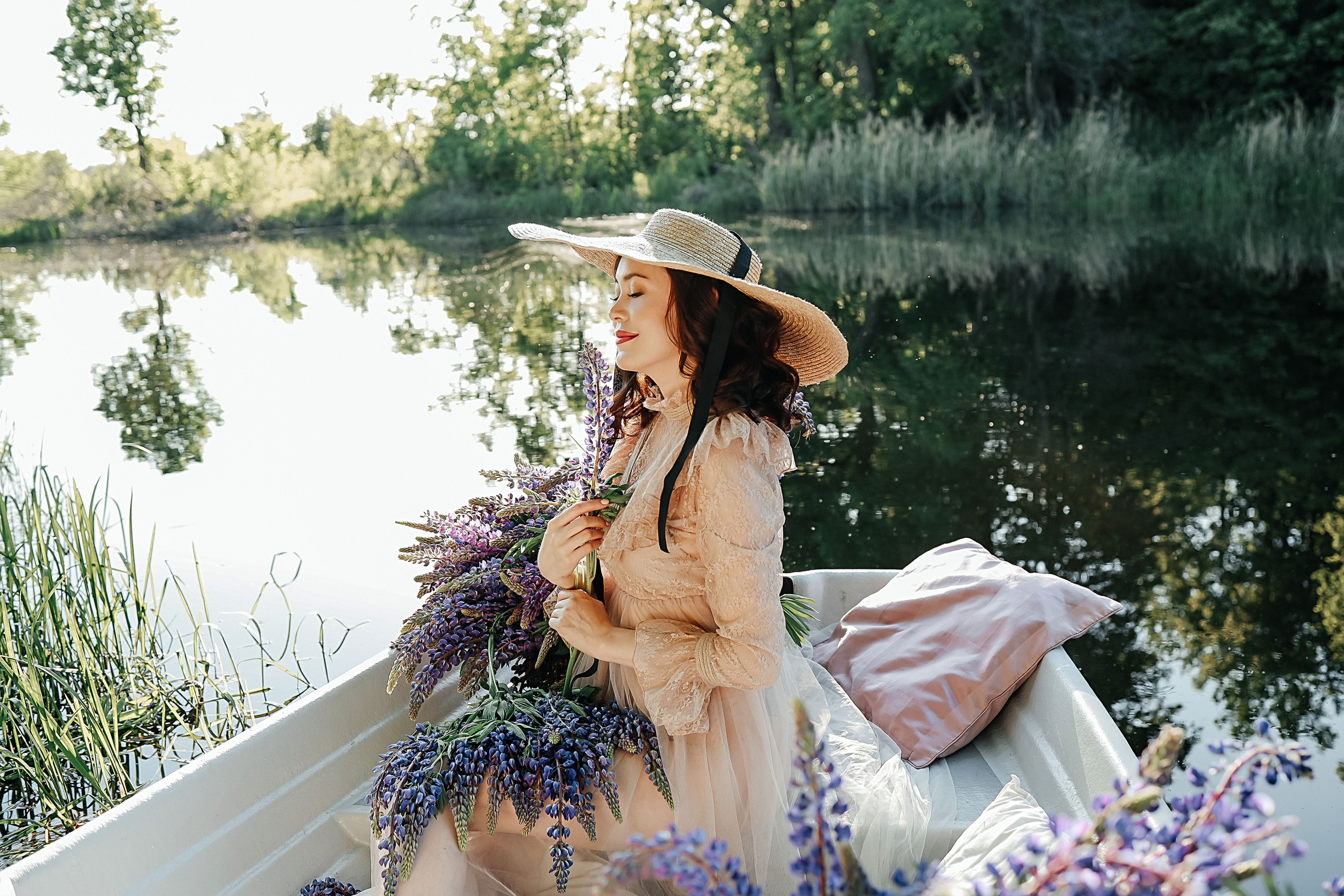 Фотосессия на лодочке. Иванова Ирина Свадебный и семейный фотограф г. Уфа