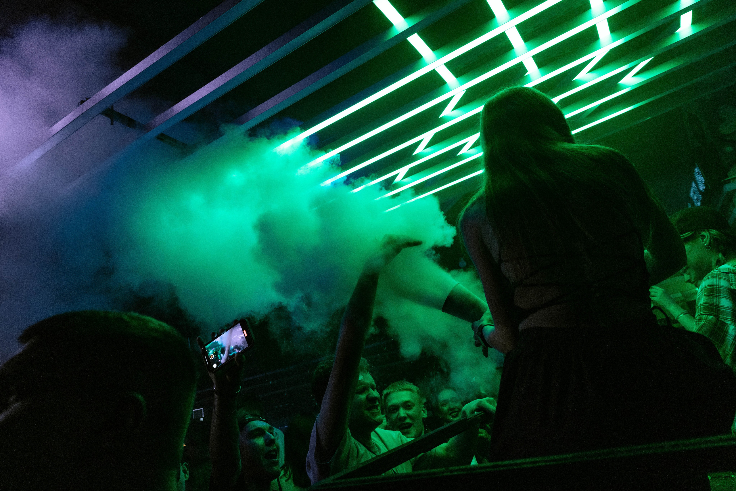 Mishka-bar 3. _Carpe diem_